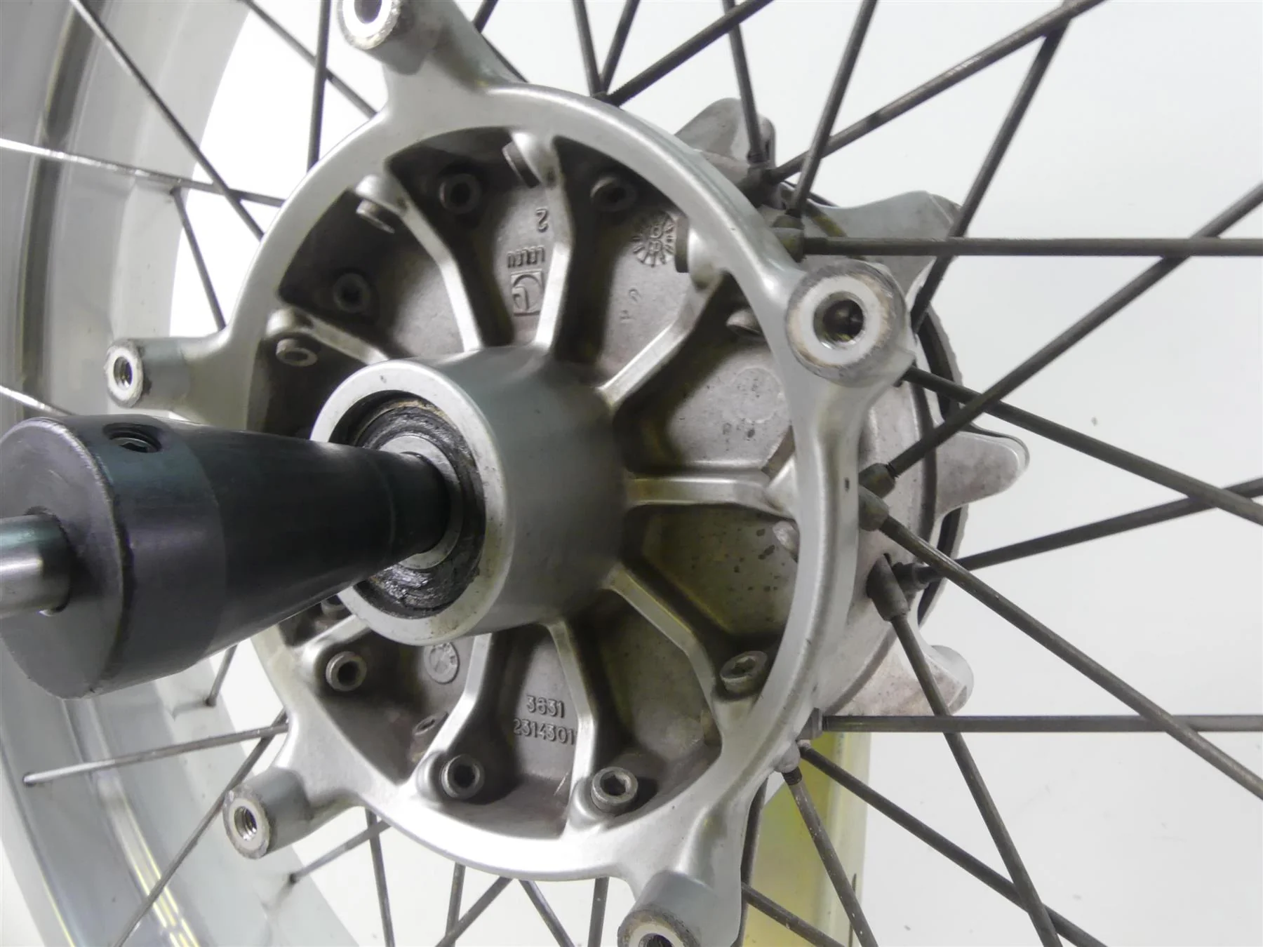 1999 BMW R1100 GS 259E Nice Straight Front 2.5x19 Behr Wheel Rim 36312314912 - Image 5