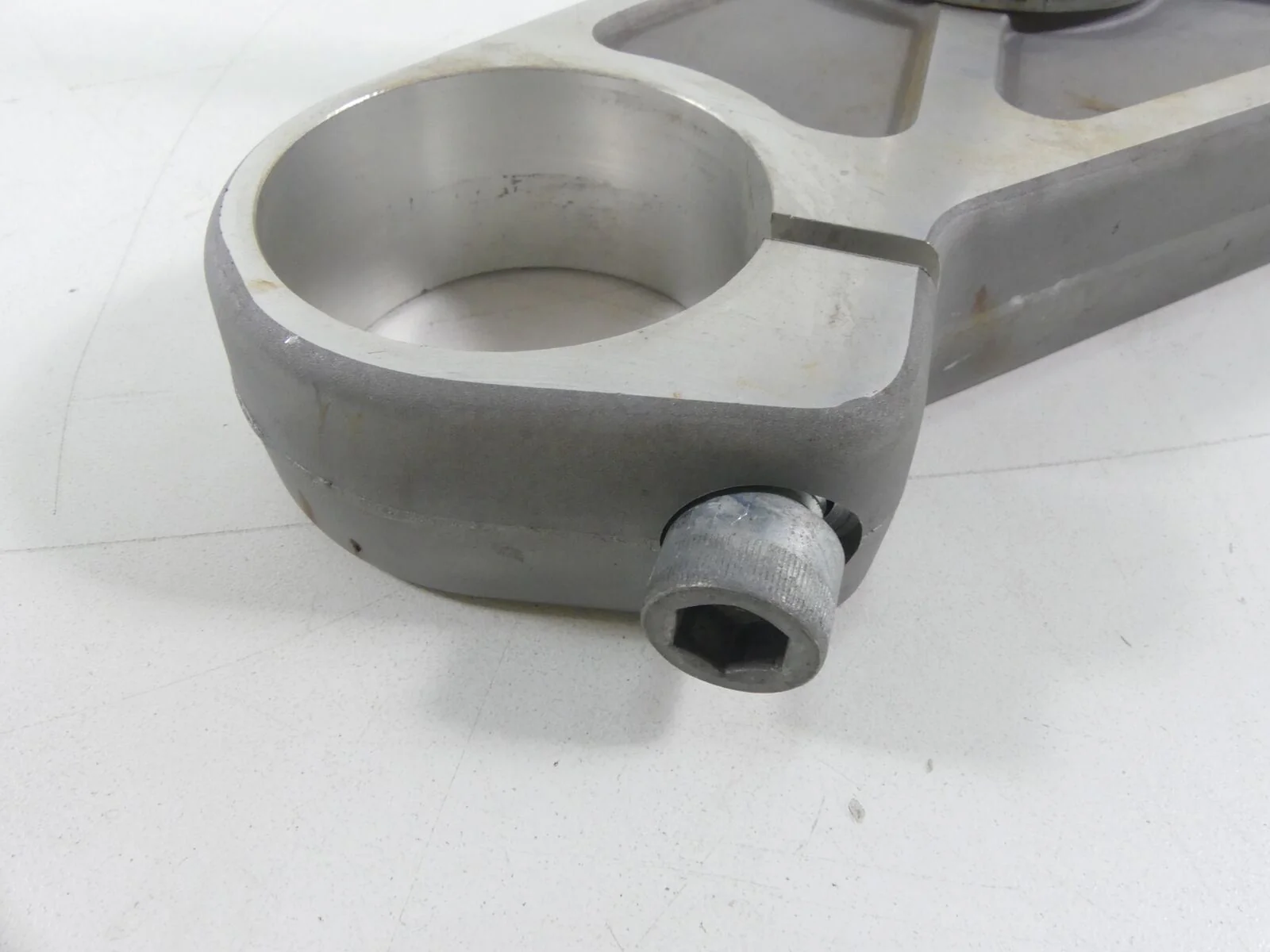 1999 Buell X1 Lightning Lower Triple Tree Steering Yoke 54mm J0106.B - Image 8