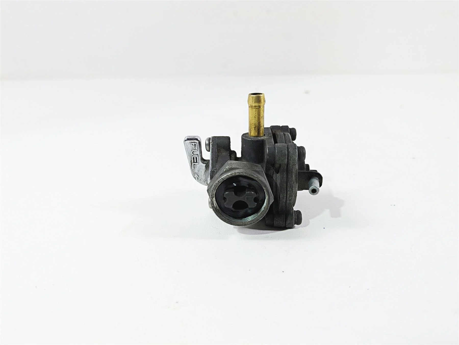 1999 Harley Dyna FXDL Low Rider Fuel Gas Petrol Valve Petcock 61338-94D - Image 2