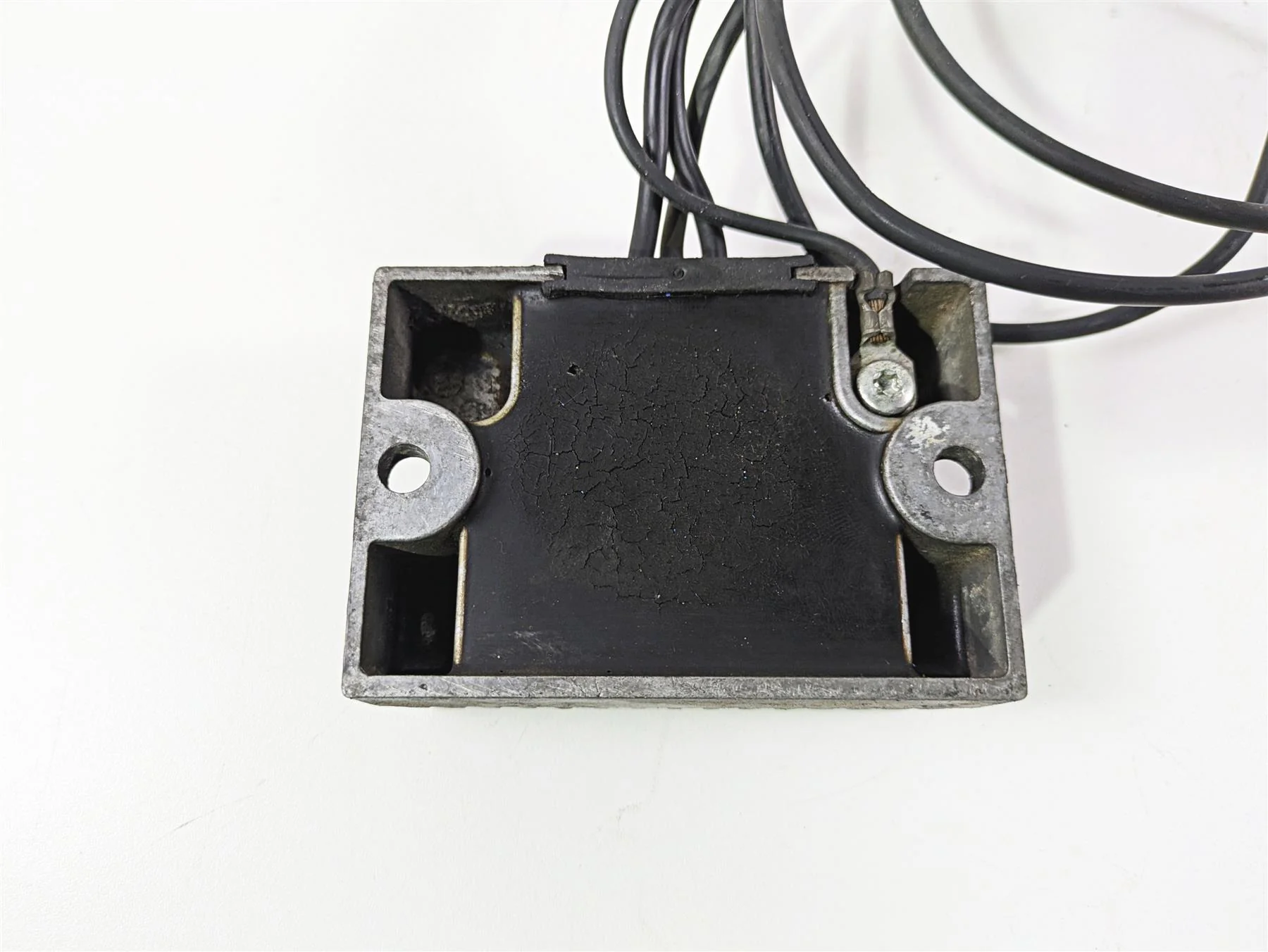 1999 Harley Dyna FXDL Low Rider Rectifier Voltage Regulator 74518-99A - Image 9
