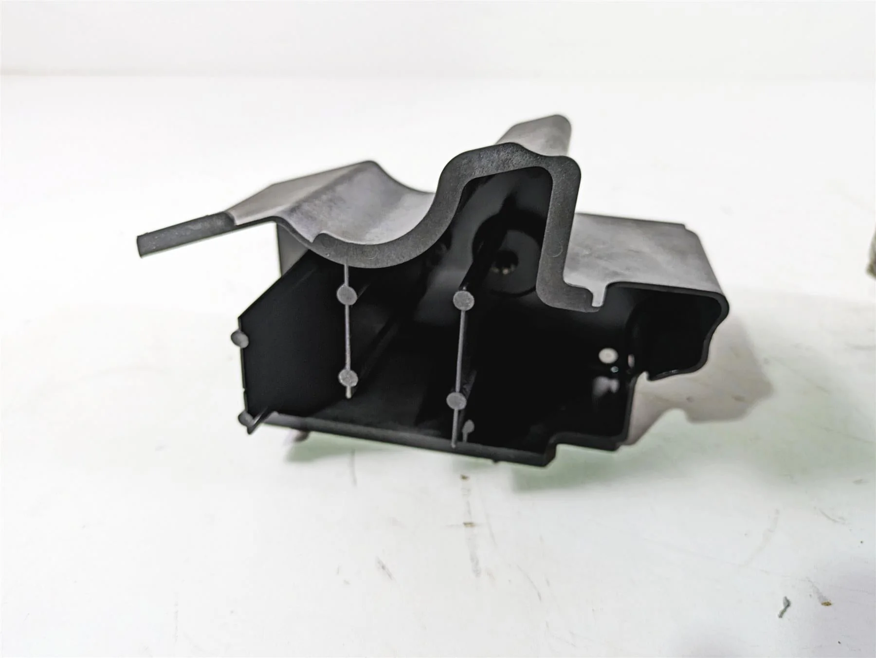 1999 Harley Dyna FXDL Low Rider Transmission Oil Pan Lower Cover 26071-99 - Image 12