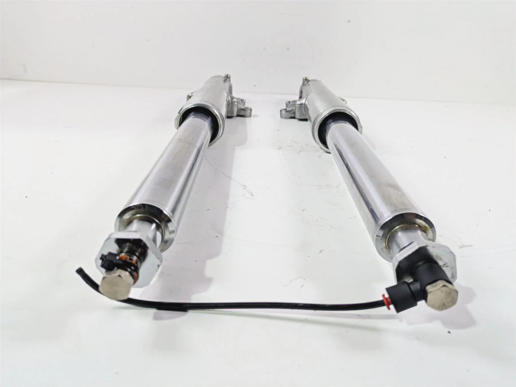 1999 Harley Touring FLHTCUI E-Glide Front Fork Legs READ 45826-97 45833-97 - Image 3