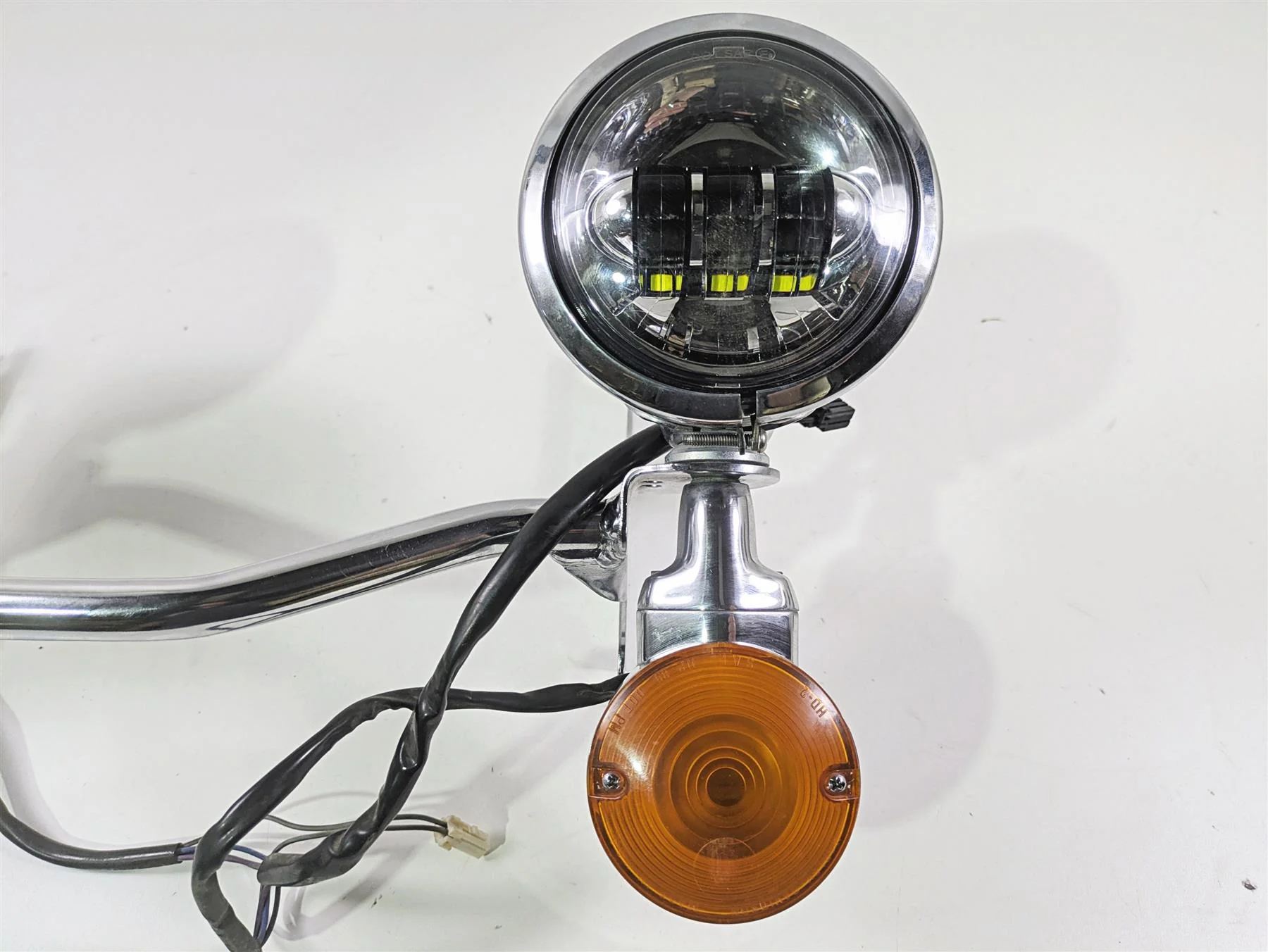 1999 Harley Touring FLHTCUI E-Glide Front LED Spotlight Blinker Bar Set 68712-94 - Image 9