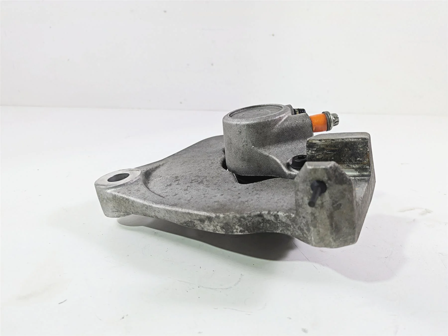 1999 Harley Touring FLHTCUI E-Glide Rear Brake Caliper & Bracket 44050-87 - Image 3