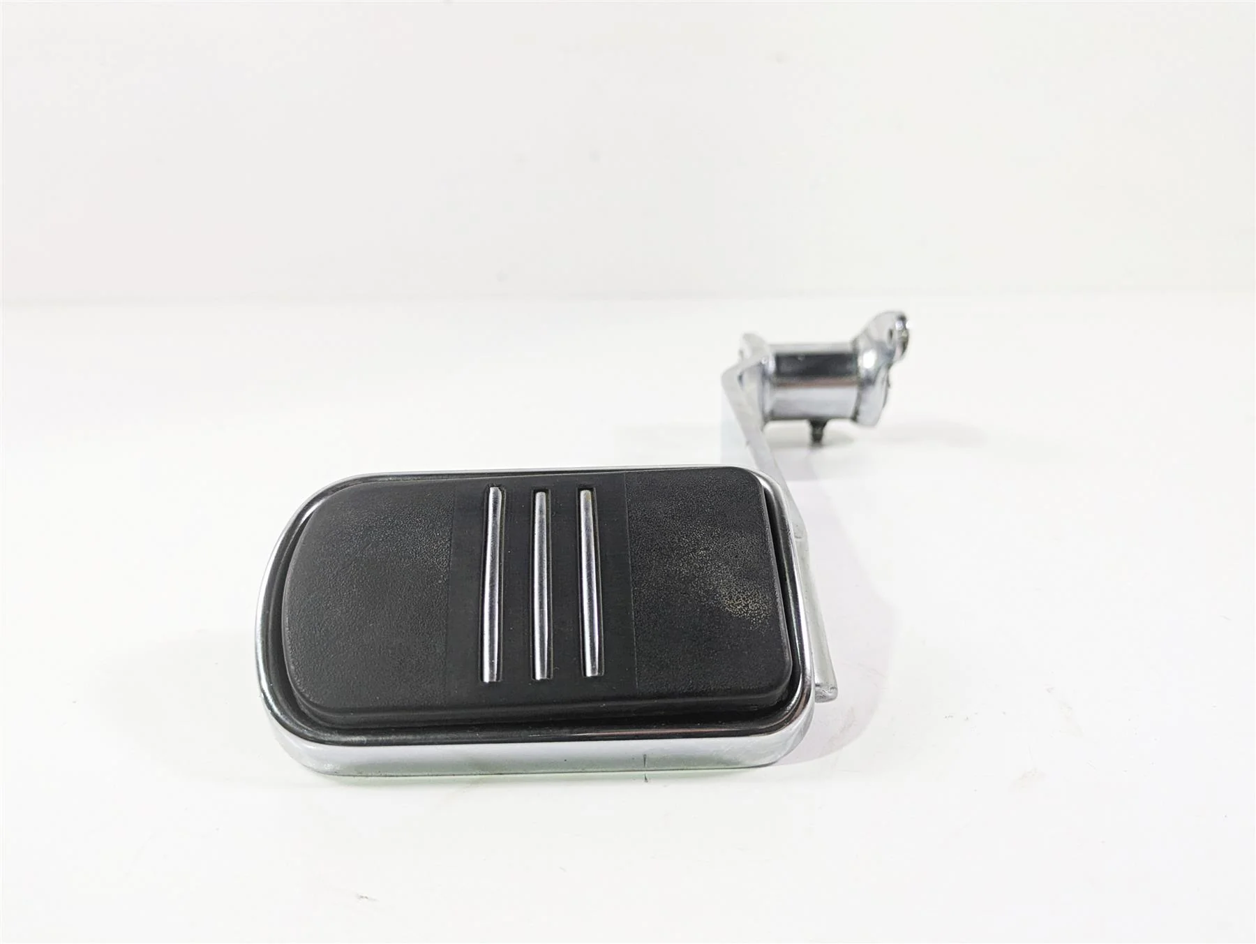1999 Harley Touring FLHTCUI E-Glide Rear Chrome Brake Pedal 42407-87C - Image 4