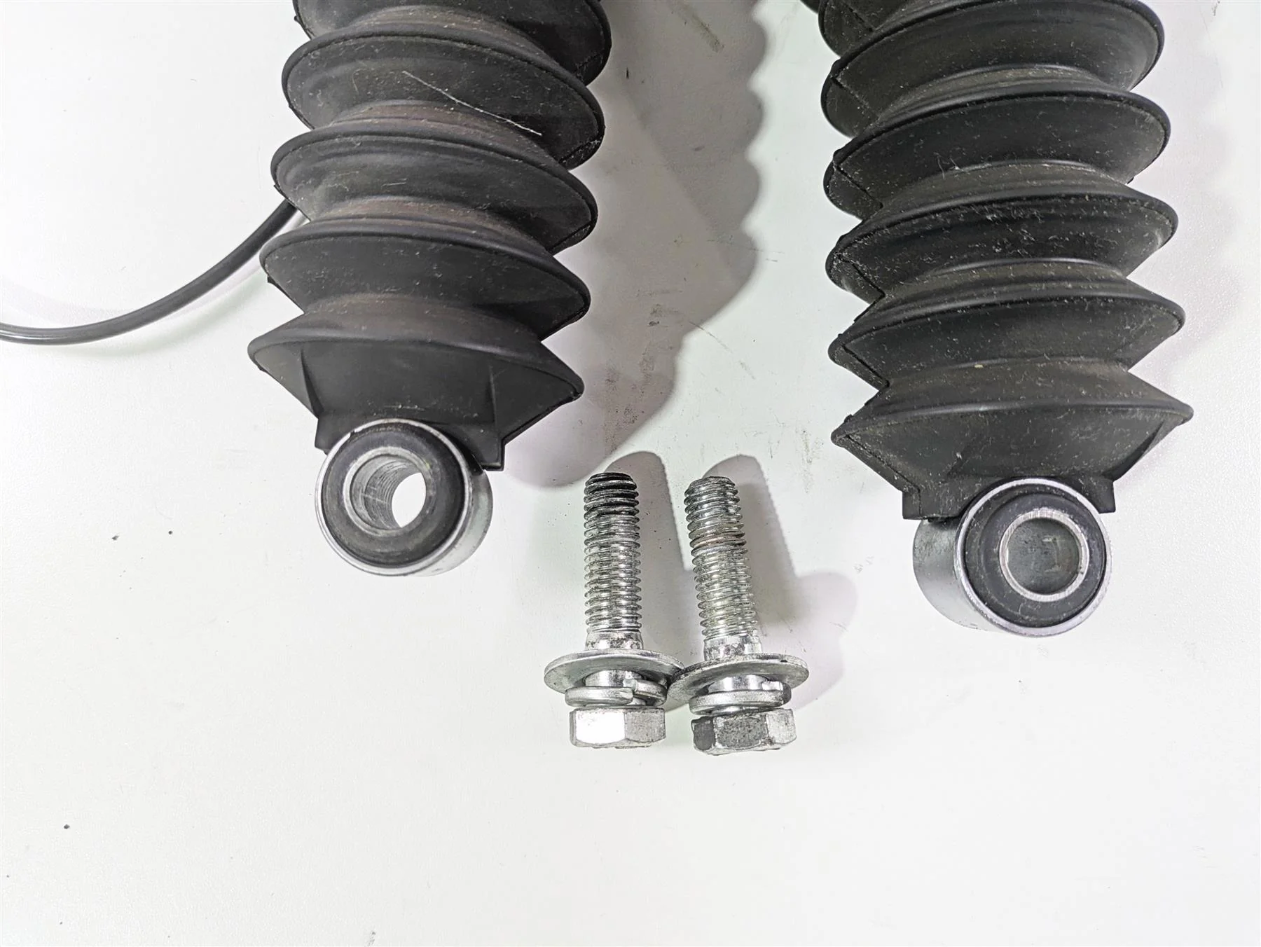 1999 Harley Touring FLHTCUI E-Glide Rear Showa Shock Damper Set 13" 54565-97A - Image 2