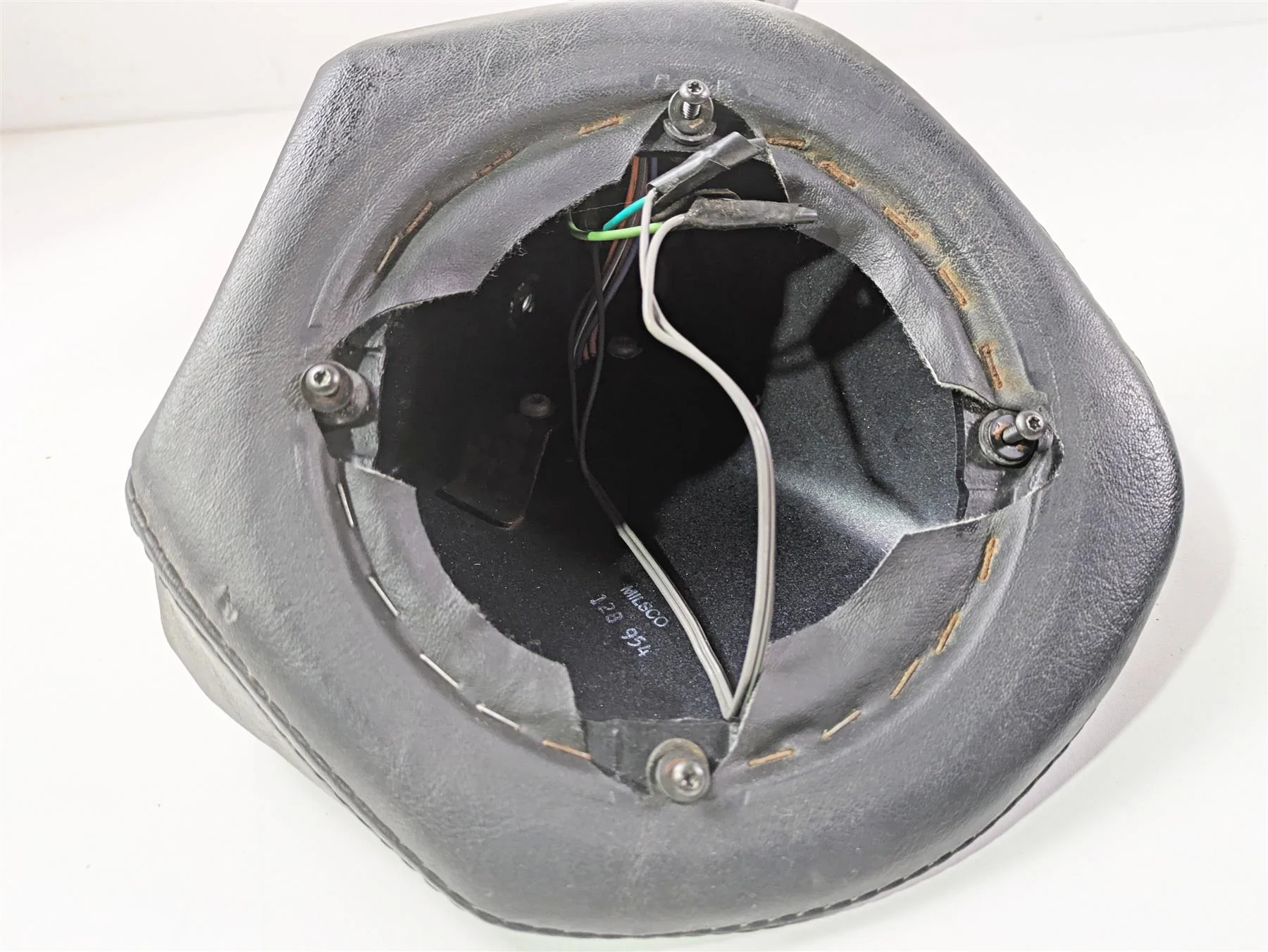 1999 Harley Touring FLHTCUI E-Glide Rear Speaker Housing Set 76303-98B - Image 11