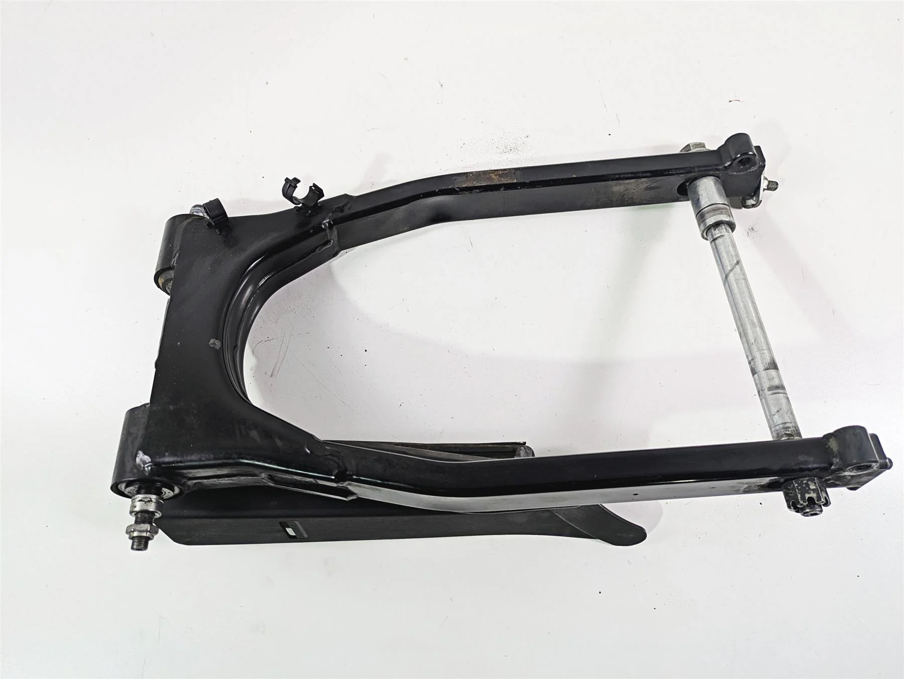1999 Harley Touring FLHTCUI E-Glide Rear Swingarm Swing Arm 3/4" Axle 47549-97 - Image 2