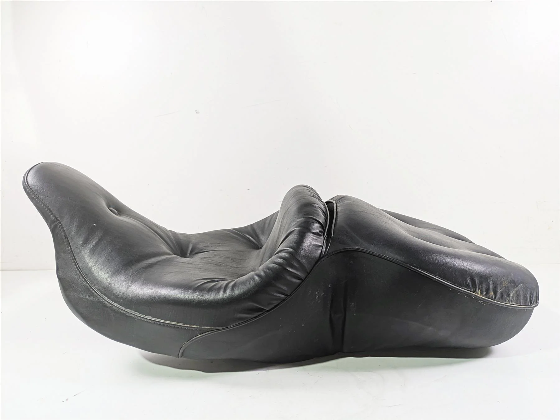 1999 Harley Touring FLHTCUI E-Glide Seat Saddle READ 52164-97B - Image 4