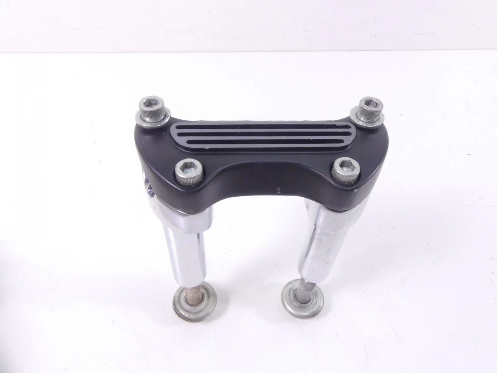 2000 Harley Sportster XL1200 Handlebar Handle Bar Riser Mount 4 1/8" 67898-96 - Image 2