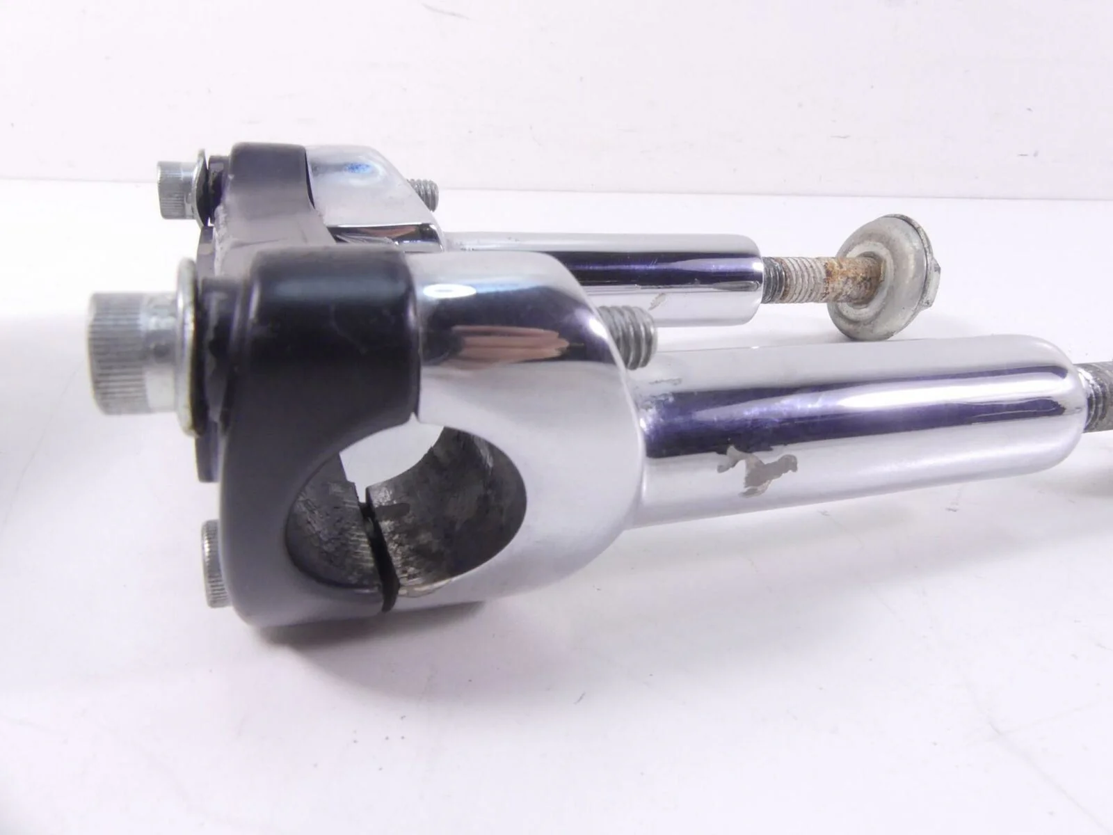 2000 Harley Sportster XL1200 Handlebar Handle Bar Riser Mount 4 1/8" 67898-96 - Image 6