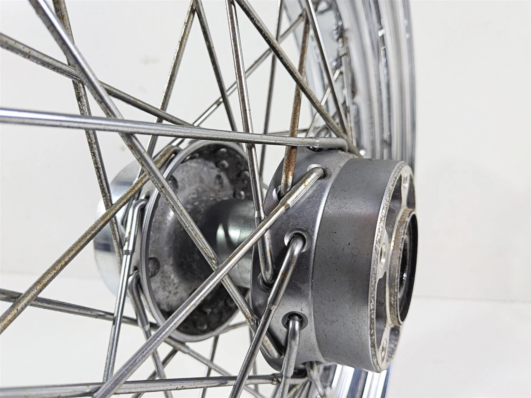 2000 Harley Touring FLHRCI Road King 16x3 Front Wheel Spoke Rim -Runout 40960-00 - Image 7
