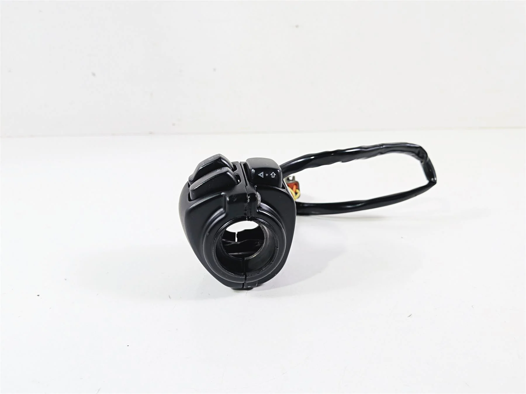 2000 Harley Touring FLHRCI Road King Left Hand Control Switch 71597-96B - Image 3