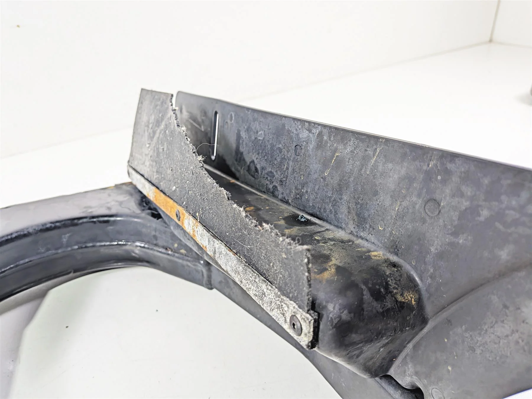 2000 Harley Touring FLHRCI Road King Rear Swingarm Swing Arm 47549-00 - Image 7