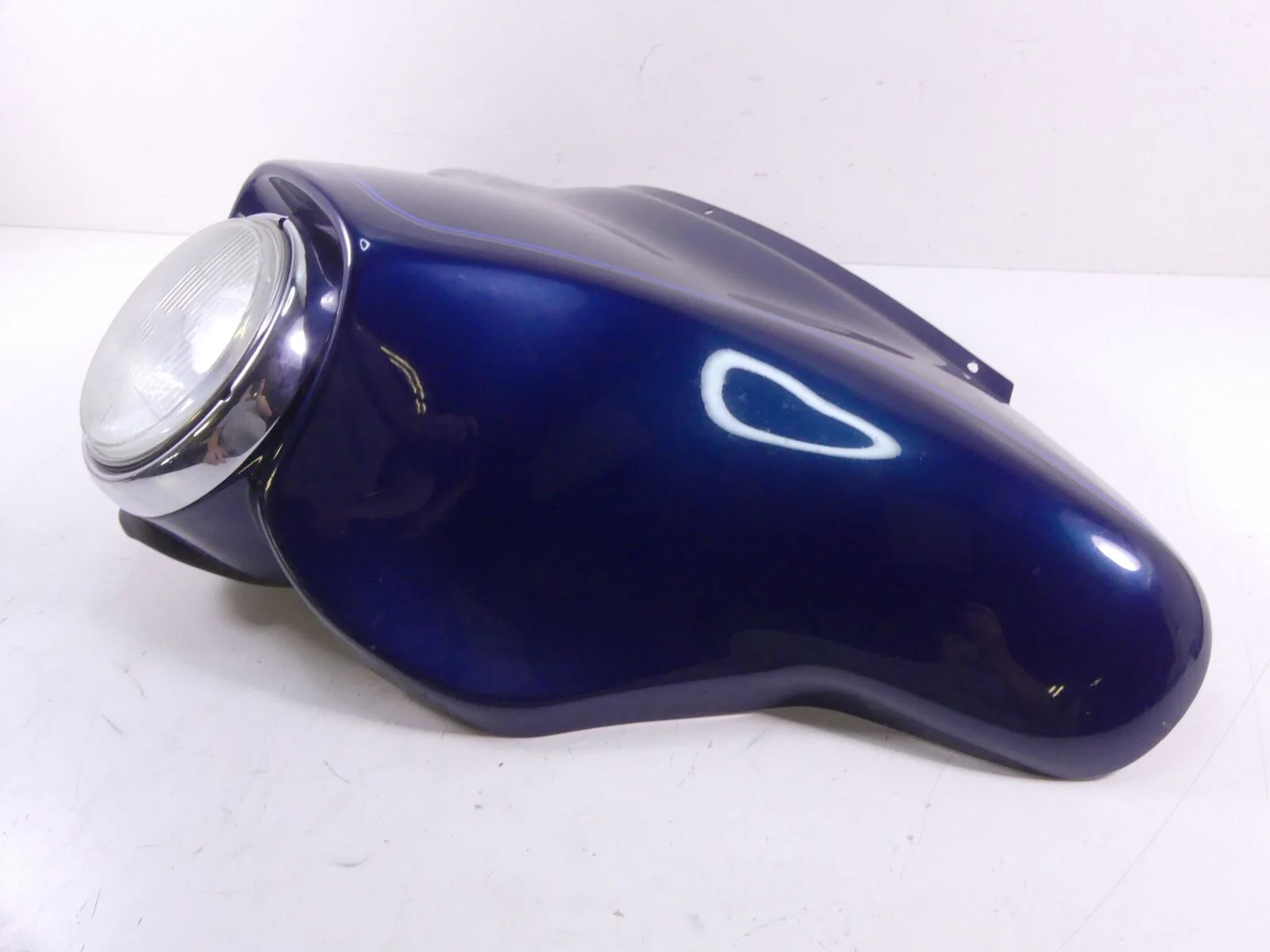 2000 Harley Touring FLHTCI Electra Glide Front Outer Fairing & Headlight 58236-9 - Image 2