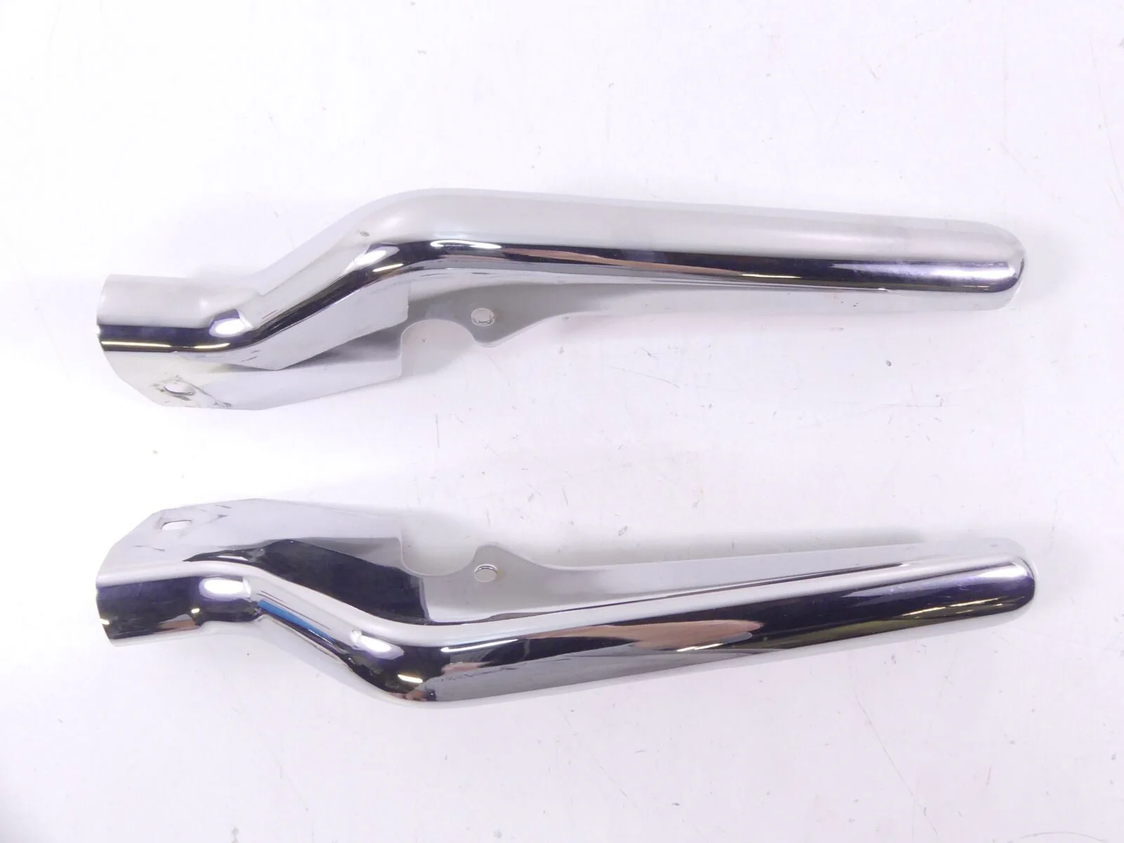 2000 Harley Touring FLHTCI Electra Glide Rear Frame Chrome Struts 47502-97 - Image 4