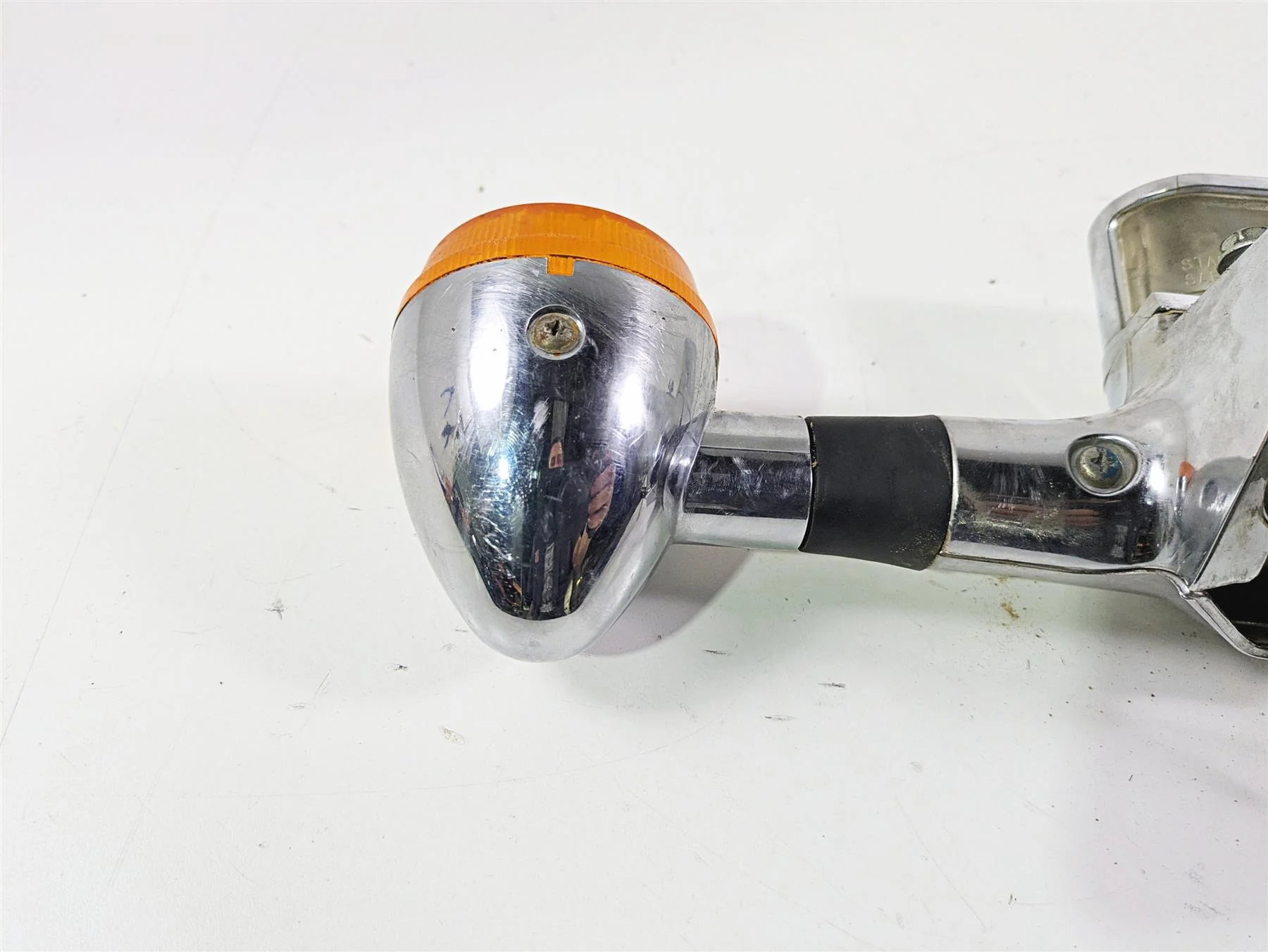 2000 Honda VT1100 Shadow Sabre Rear Blinker Turn Signal Bar 33600-MBA-613 - Image 11