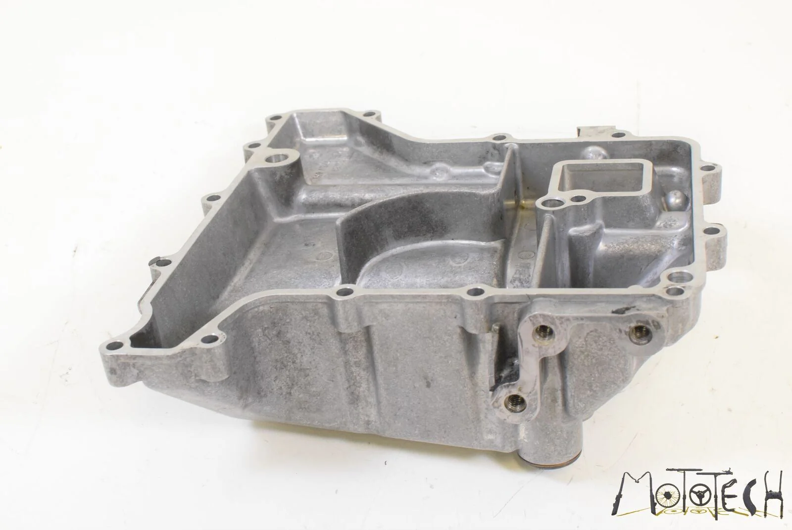 2000 MV Agusta F4 750  ORO Engine Oil Pan Cover 800087315 - Image 4