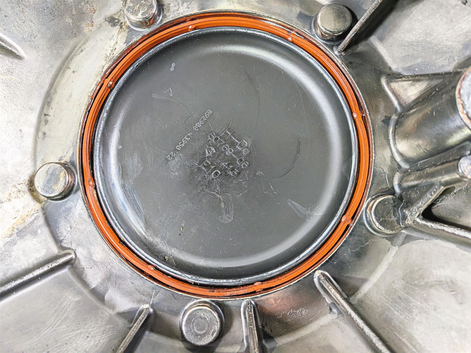 2001 Harley FLHRCI Road King Outer Primary Drive Clutch Cover 60685-99 - Image 9