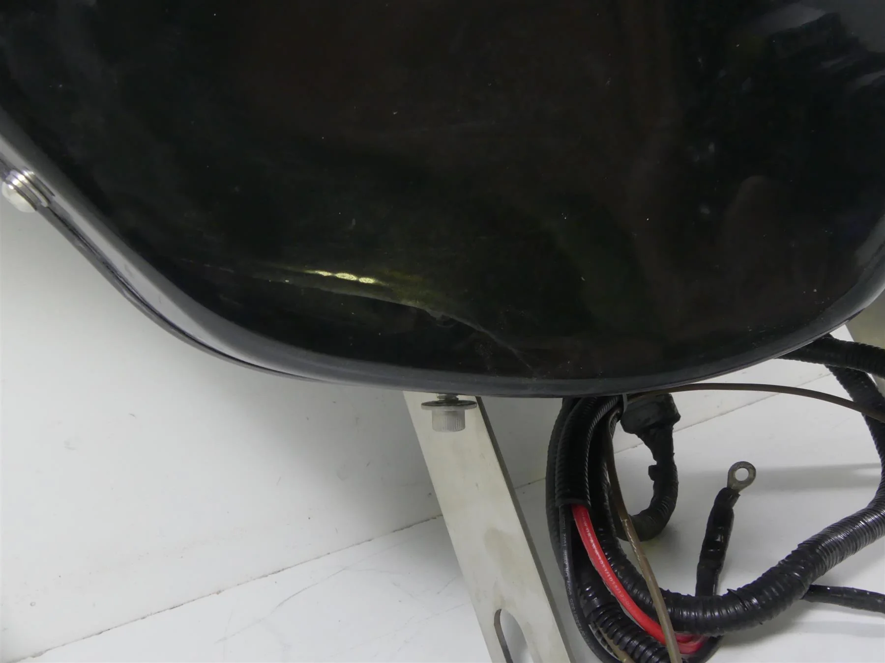2001 Harley Touring FLHRCI Road King Batwing Front Fairing Speaker Set - Read - Image 6