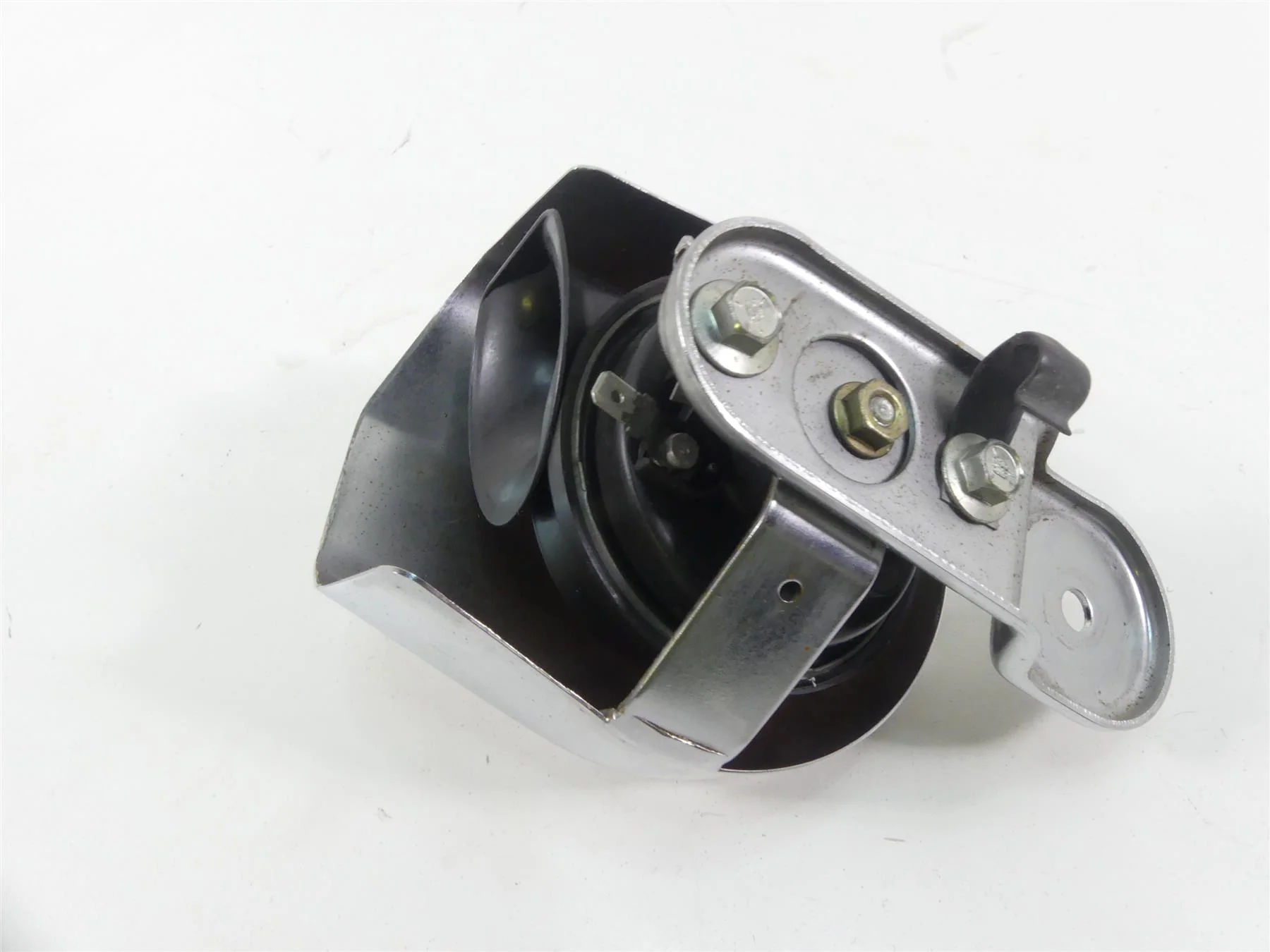 2001 Harley Touring FLHRCI Road King Horn With Chrome Cover 61300478A - Image 4