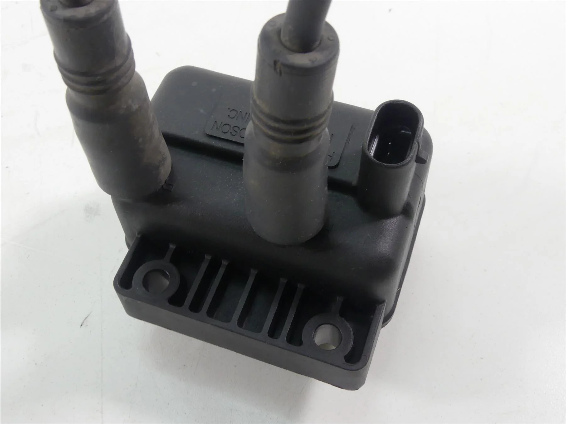 2001 Harley Touring FLHRCI Road King Ignition Coil Coils 31639-99 - Image 6