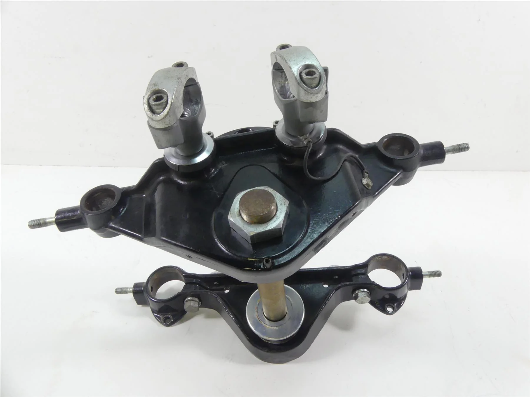 2001 Harley Touring FLHRCI Road King Upper Lower Triple Tree Riser Set 45435-95
