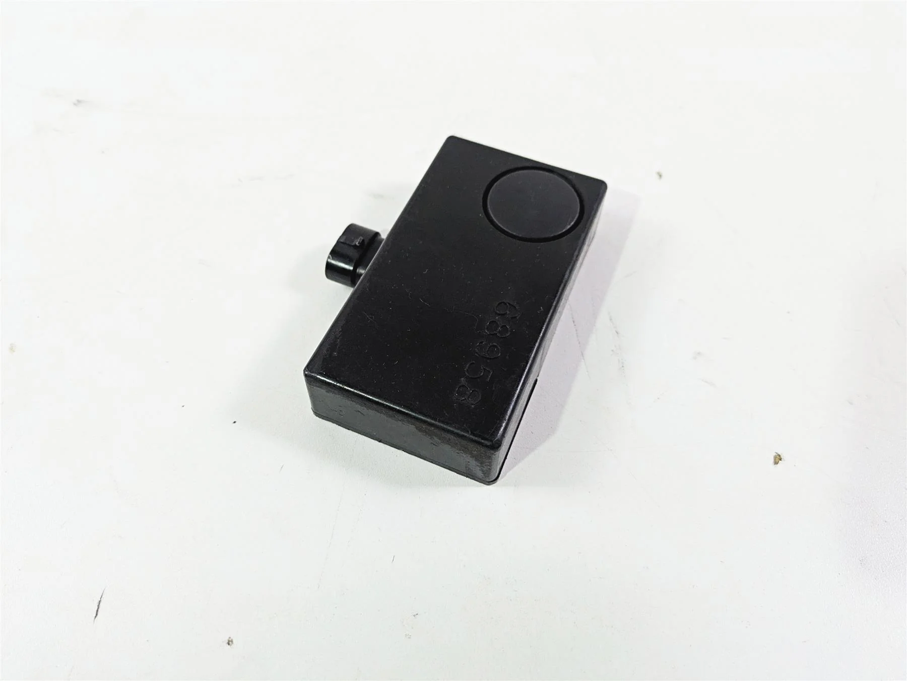 2001 Harley Touring FLHX Street Glide Alarm Siren Module Control Box 68958-00 - Image 12