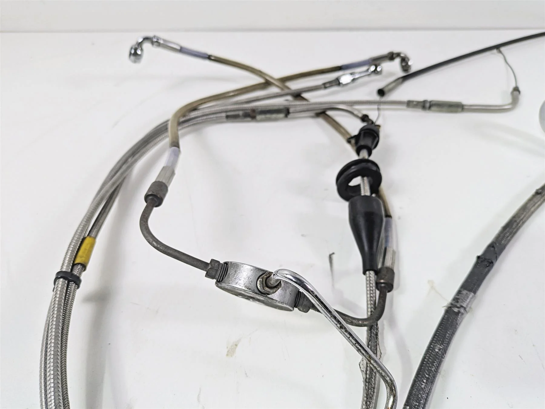 2001 Harley Touring FLHX Street Glide Brake Line Throttle Body Cable & Clutch Line 14" Tall Bars - Image 11