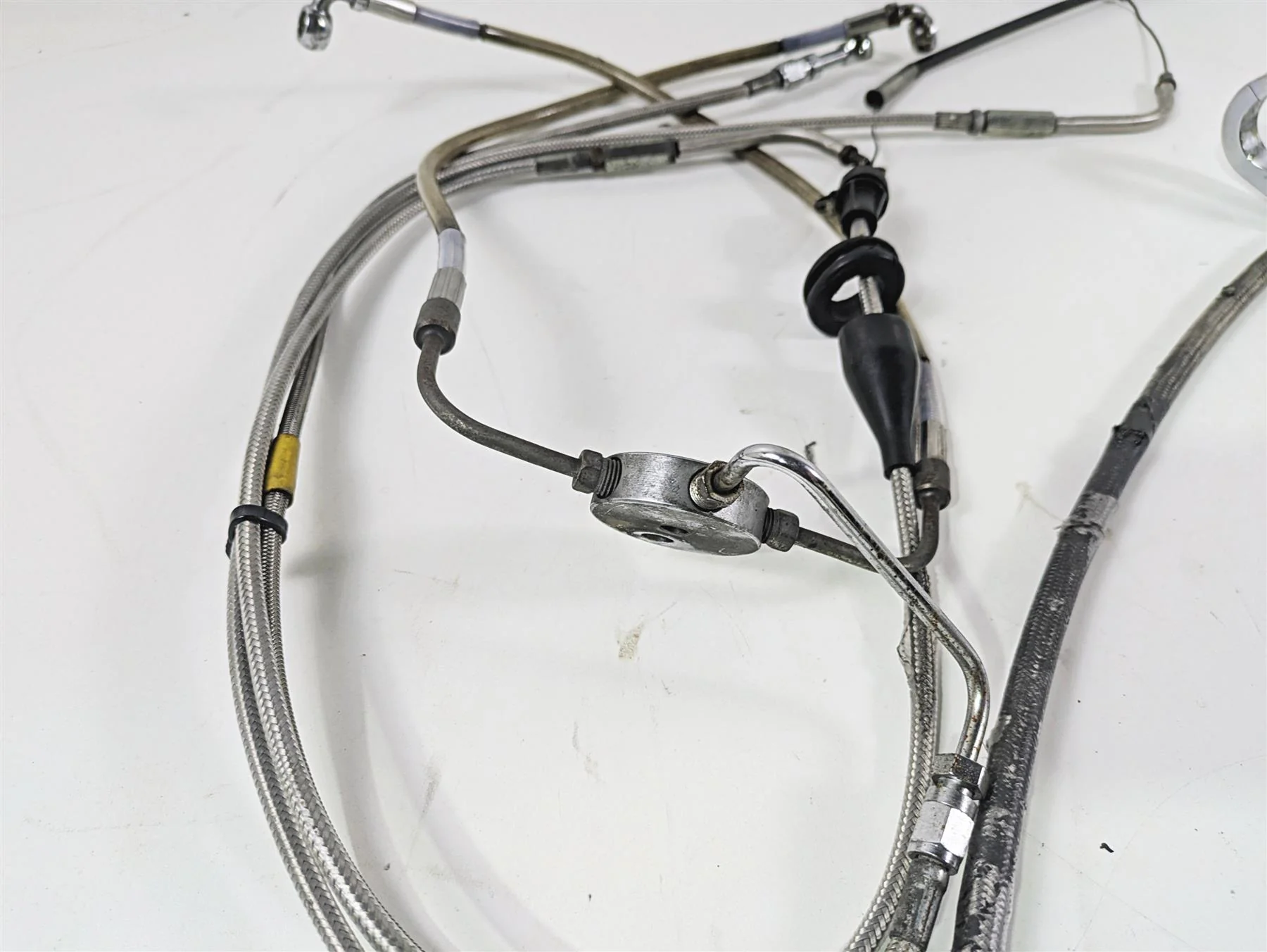 2001 Harley Touring FLHX Street Glide Brake Line Throttle Body Cable & Clutch Line 14" Tall Bars - Image 12