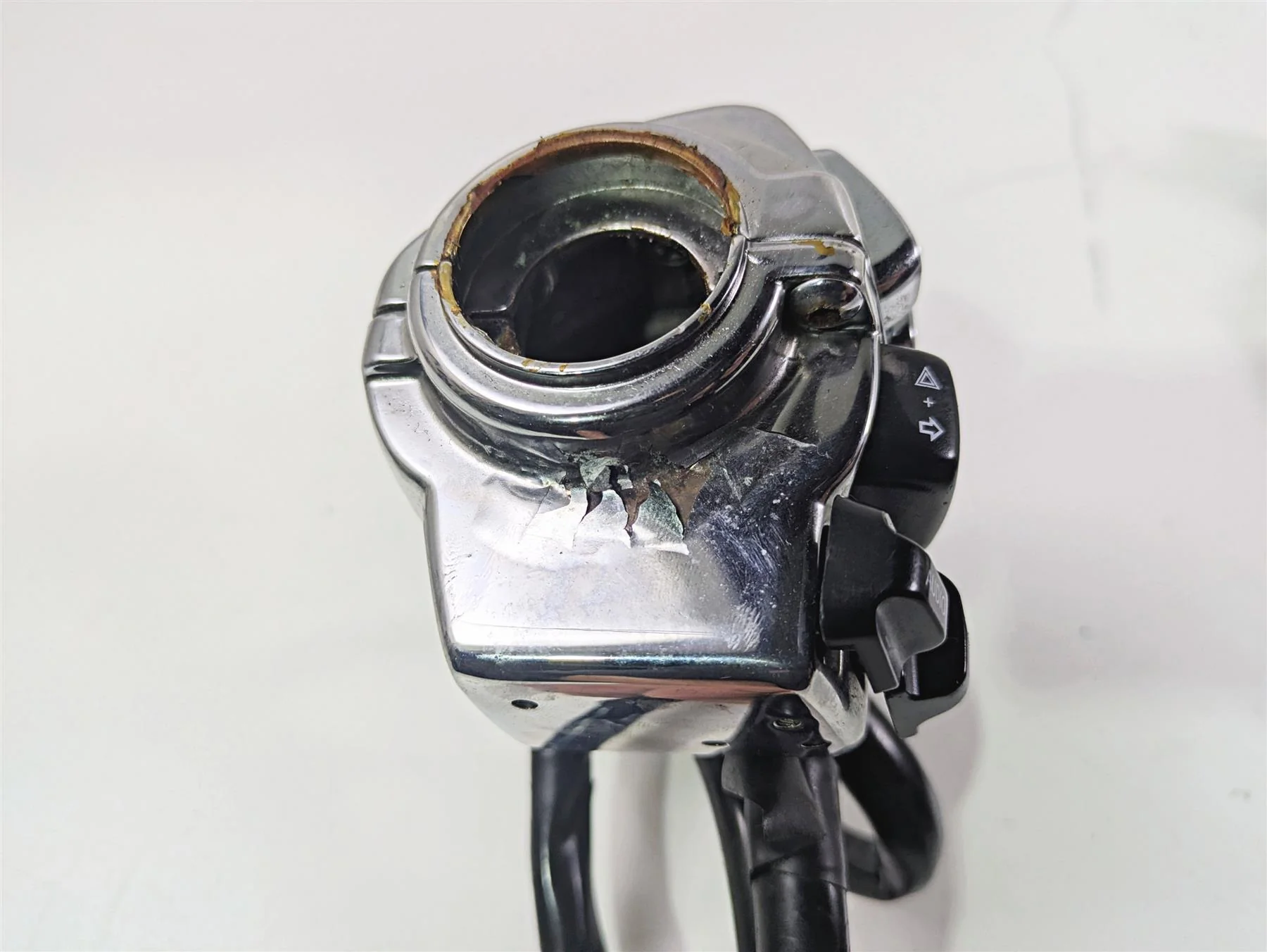 2001 Harley Touring FLHX Street Glide Chrome Control Switch Set 71685-06A - Image 12