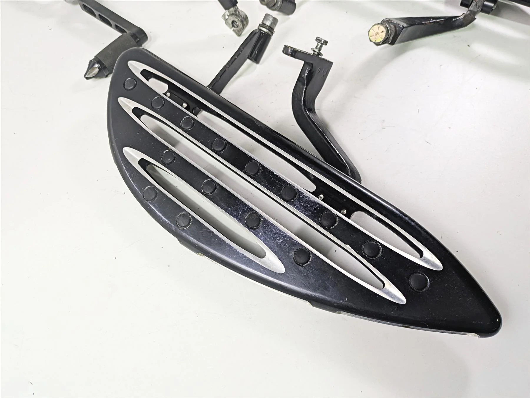2001 Harley Touring FLHX Street Glide CNC Cut Front Rear Floor Board Pedal Set - Image 3