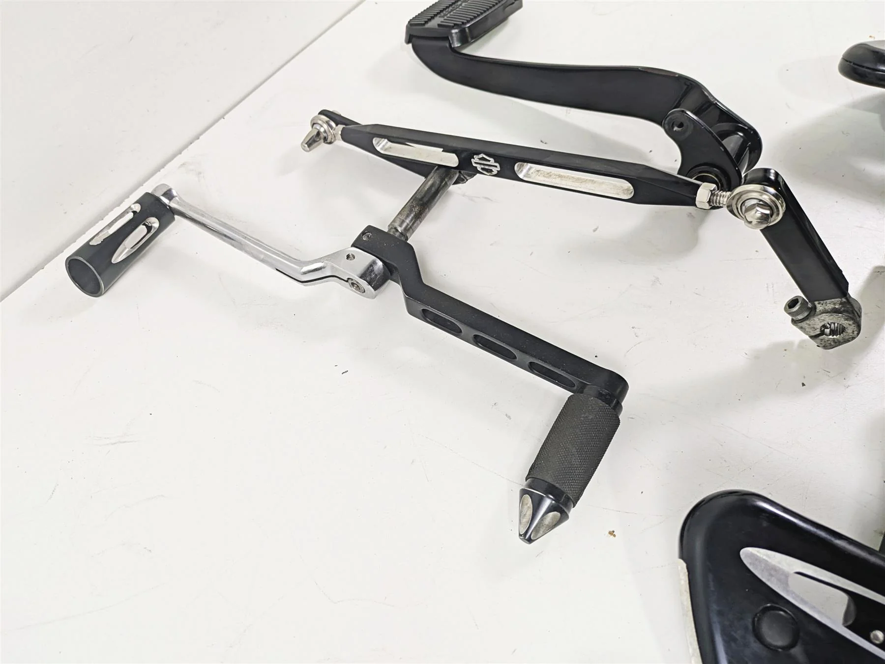 2001 Harley Touring FLHX Street Glide CNC Cut Front Rear Floor Board Pedal Set - Image 4