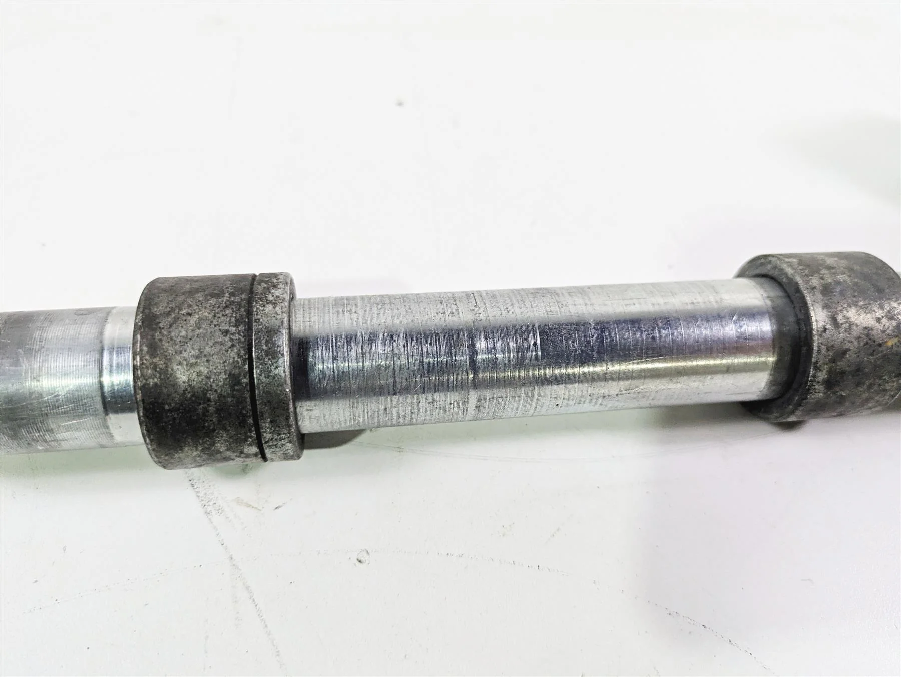 2001 Harley Touring FLHX Street Glide Front Axle Wheel Spindle 1" 43364-00 - Image 6