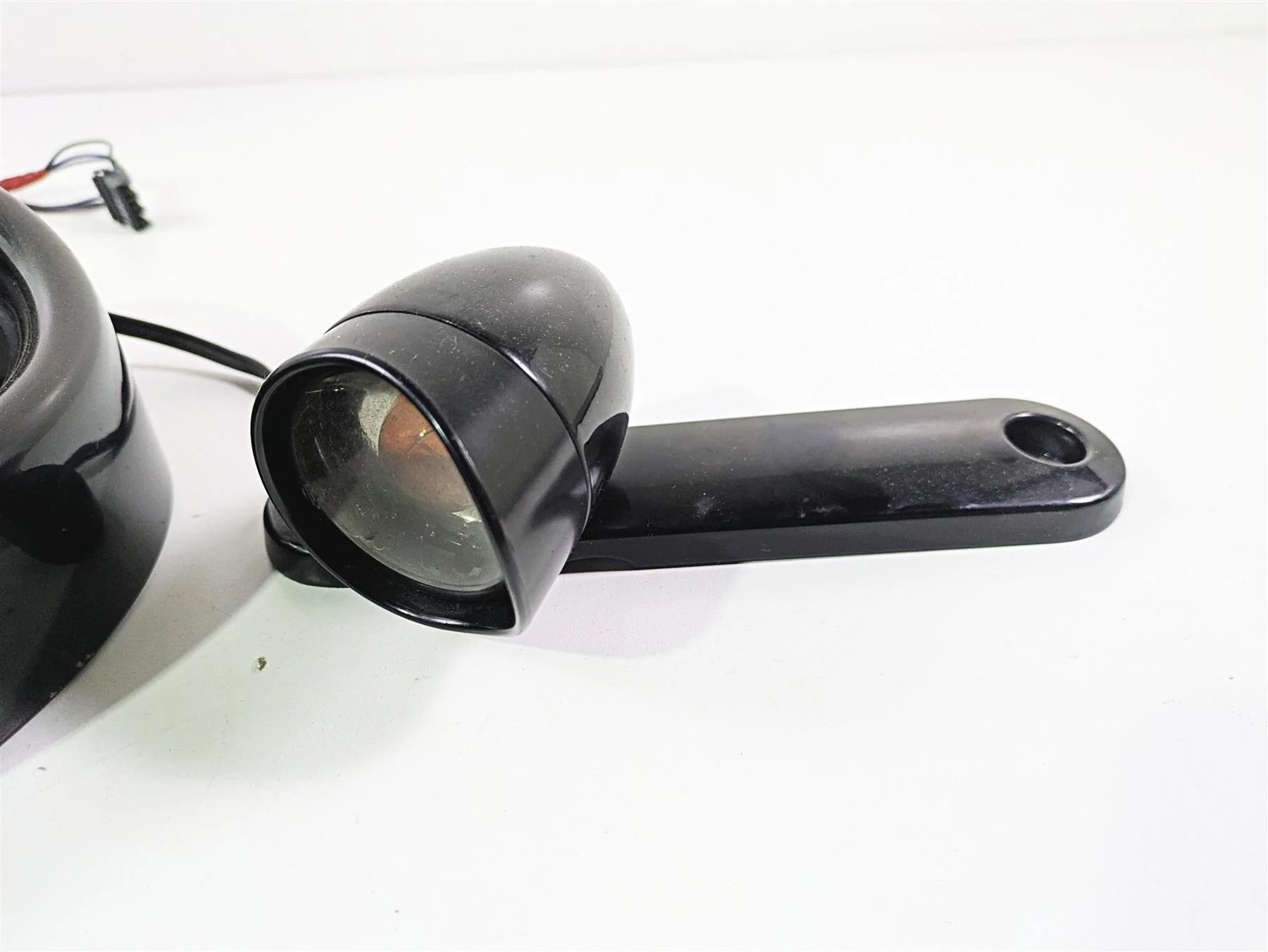 2001 Harley Touring FLHX Street Glide Front Blinker & Headlight Trim 69279-06 - Image 5