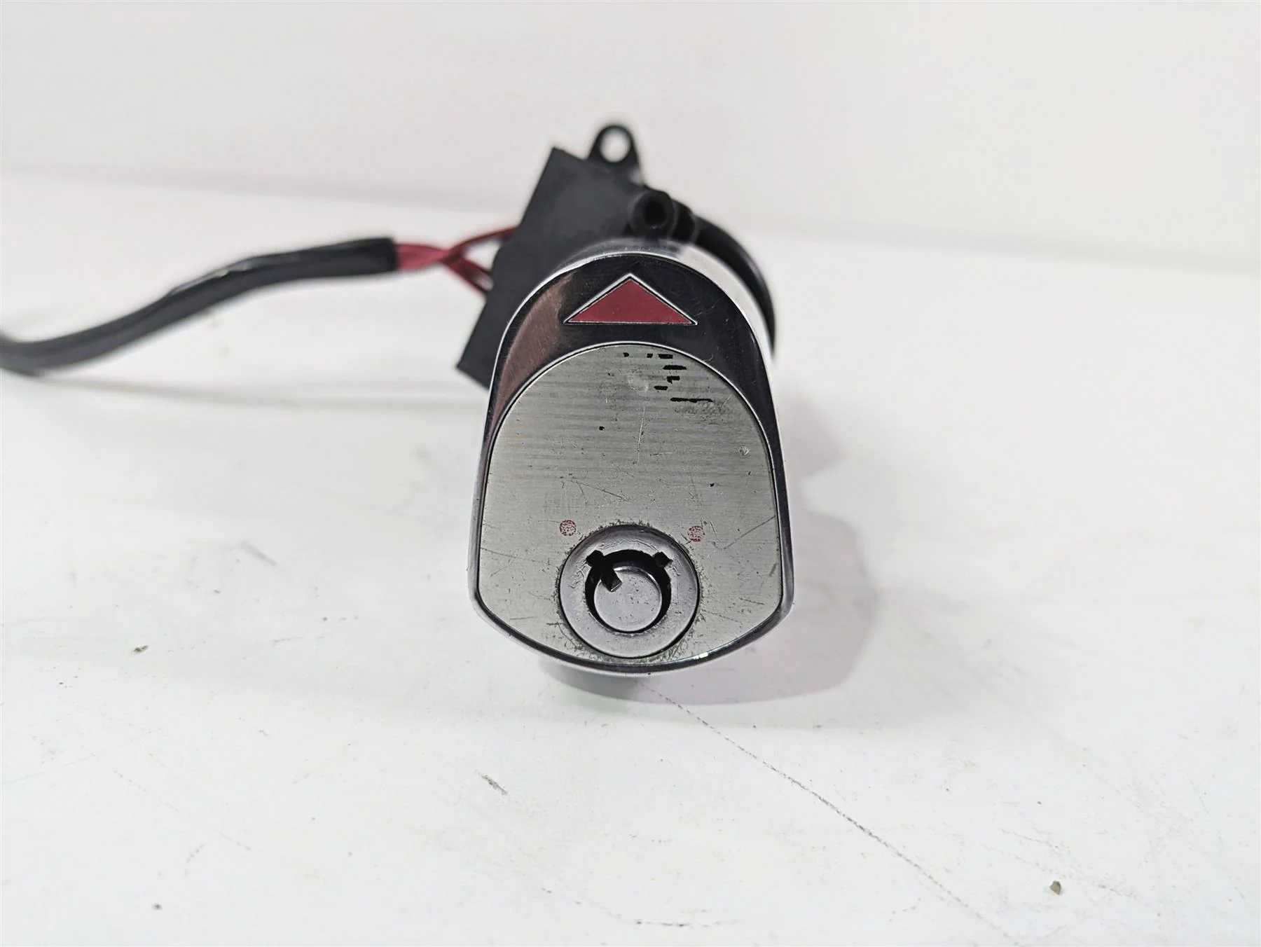 2001 Harley Touring FLHX Street Glide Ignition Switch - Vin 71526-93B - Image 7