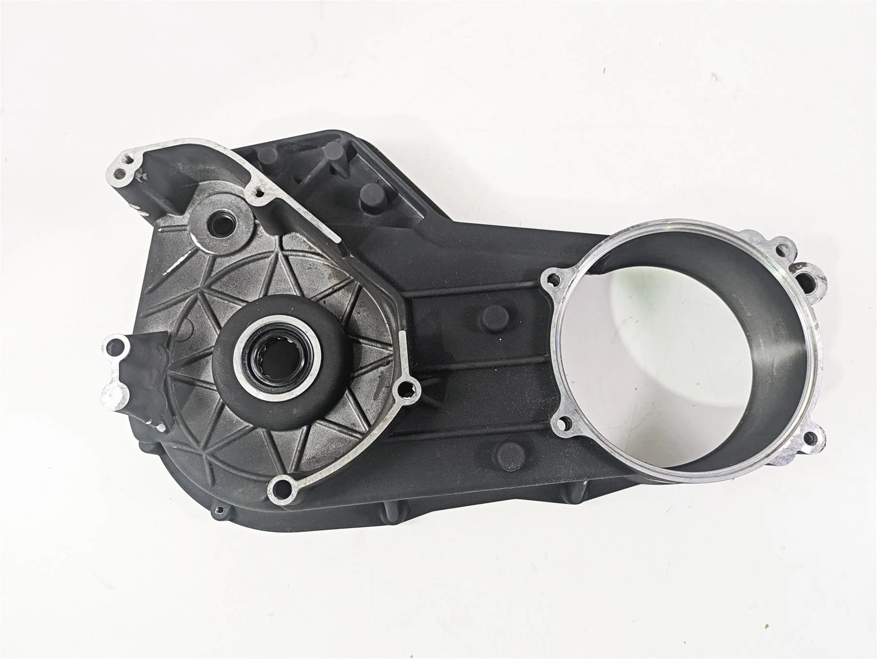 2001 Harley Touring FLHX Street Glide Inner Primary Drive Cover READ 60677-01B