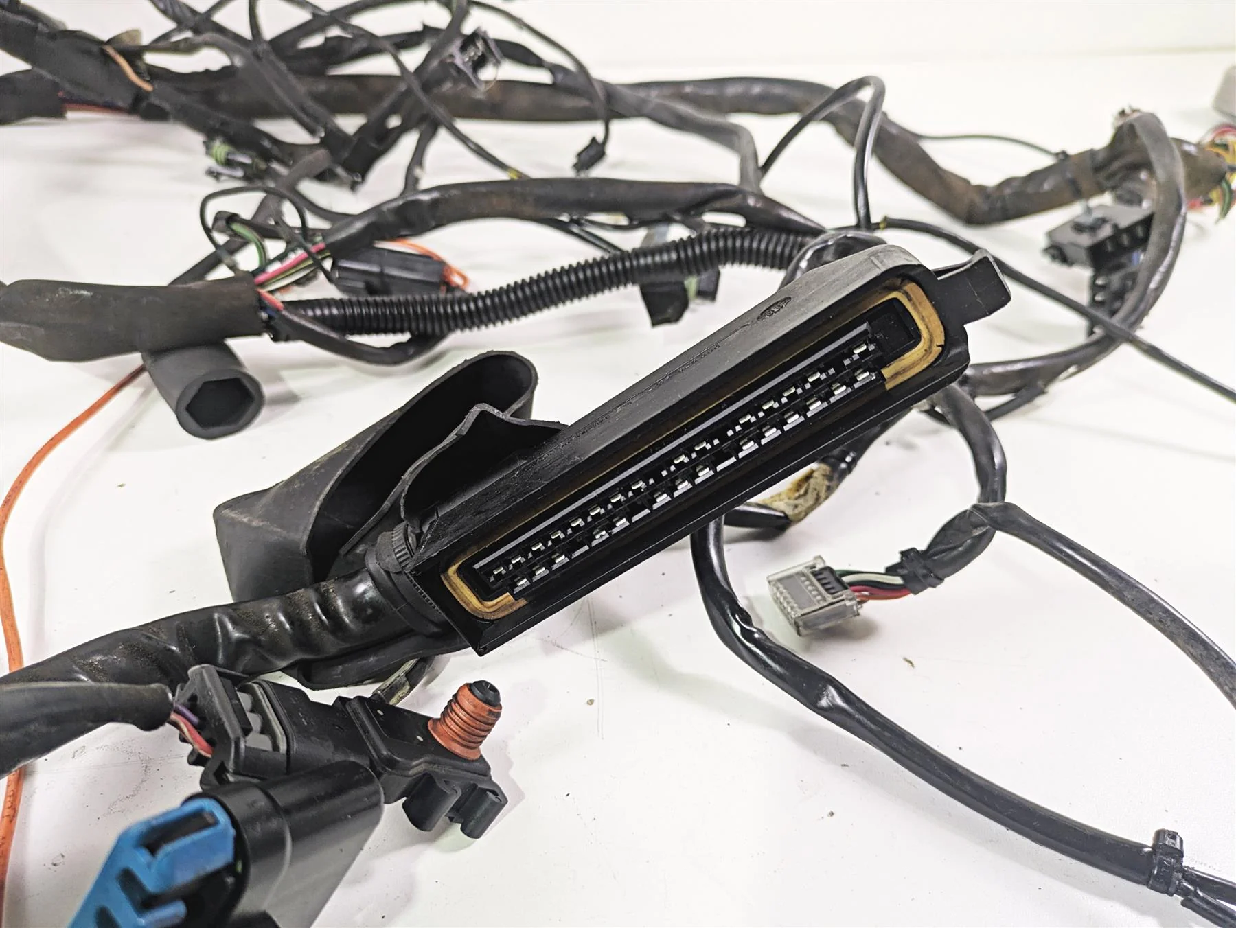 2001 Harley Touring FLHX Street Glide Main Wiring Harness Loom - Read 70985-01 - Image 11