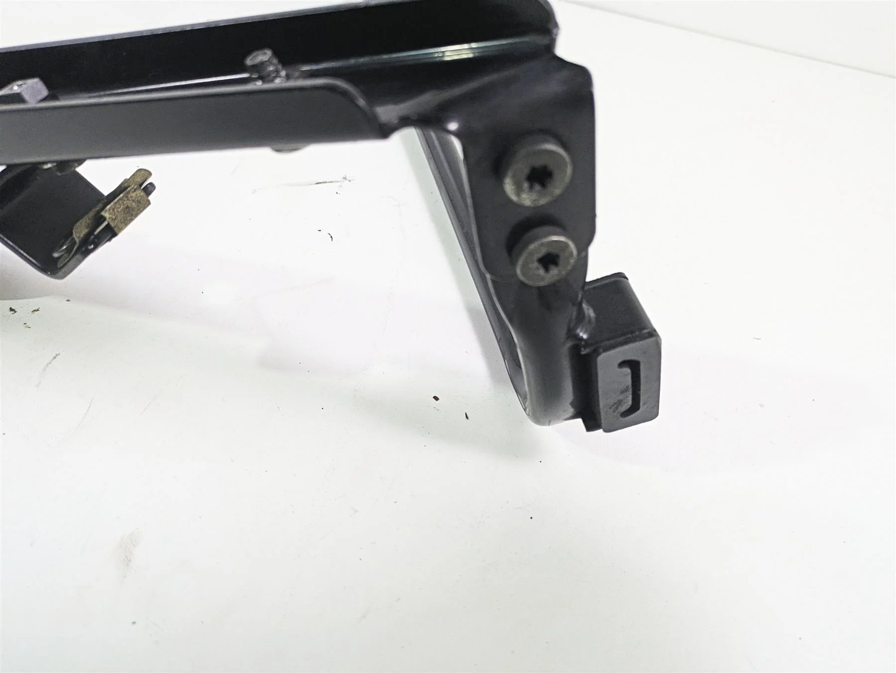 2001 Harley Touring FLHX Street Glide Rear Black Saddle Bag Rack Support Set - Image 11