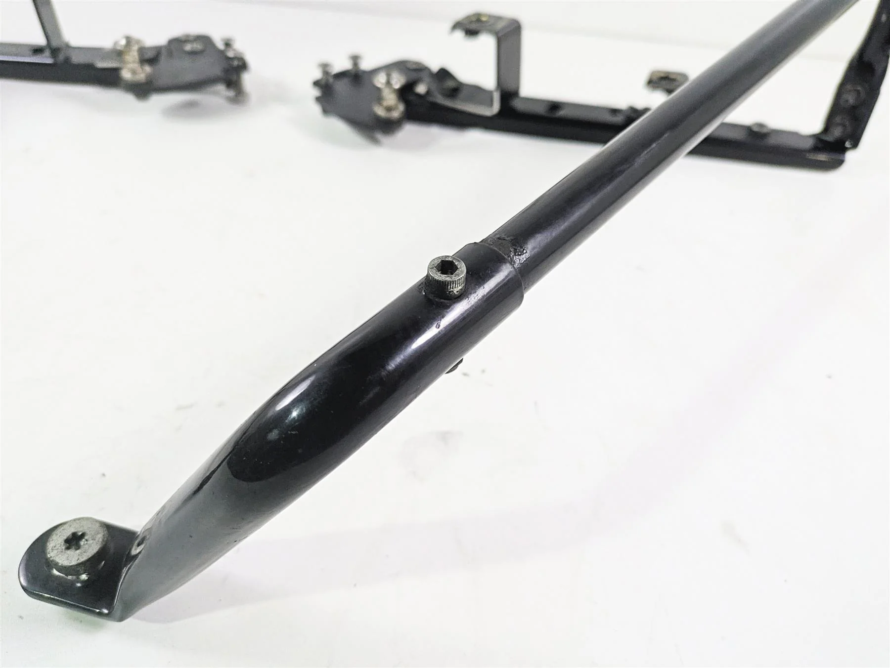 2001 Harley Touring FLHX Street Glide Rear Black Saddle Bag Rack Support Set - Image 5