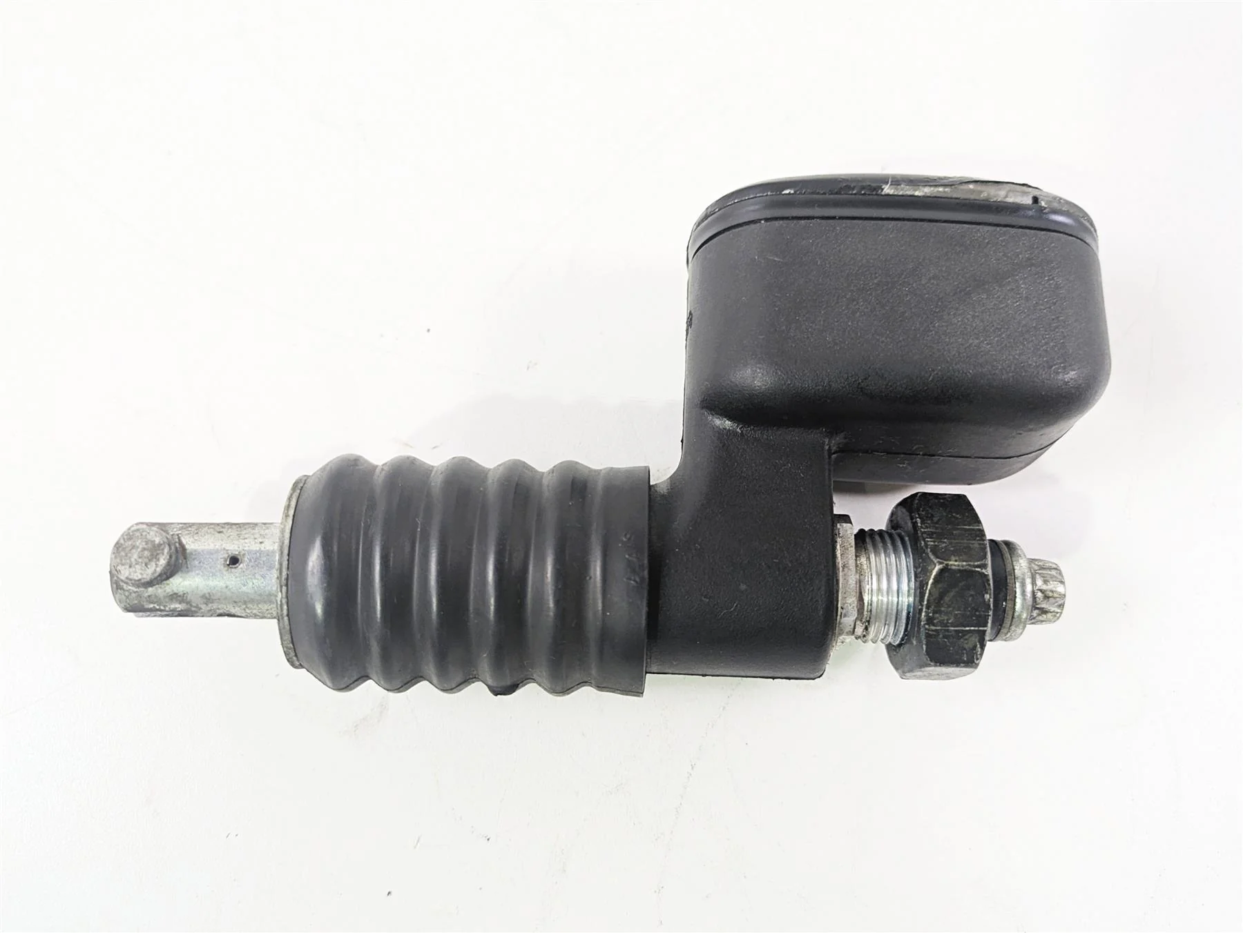 2001 Harley Touring FLHX Street Glide Rear Brake Master Cylinder 41755-99F - Image 6