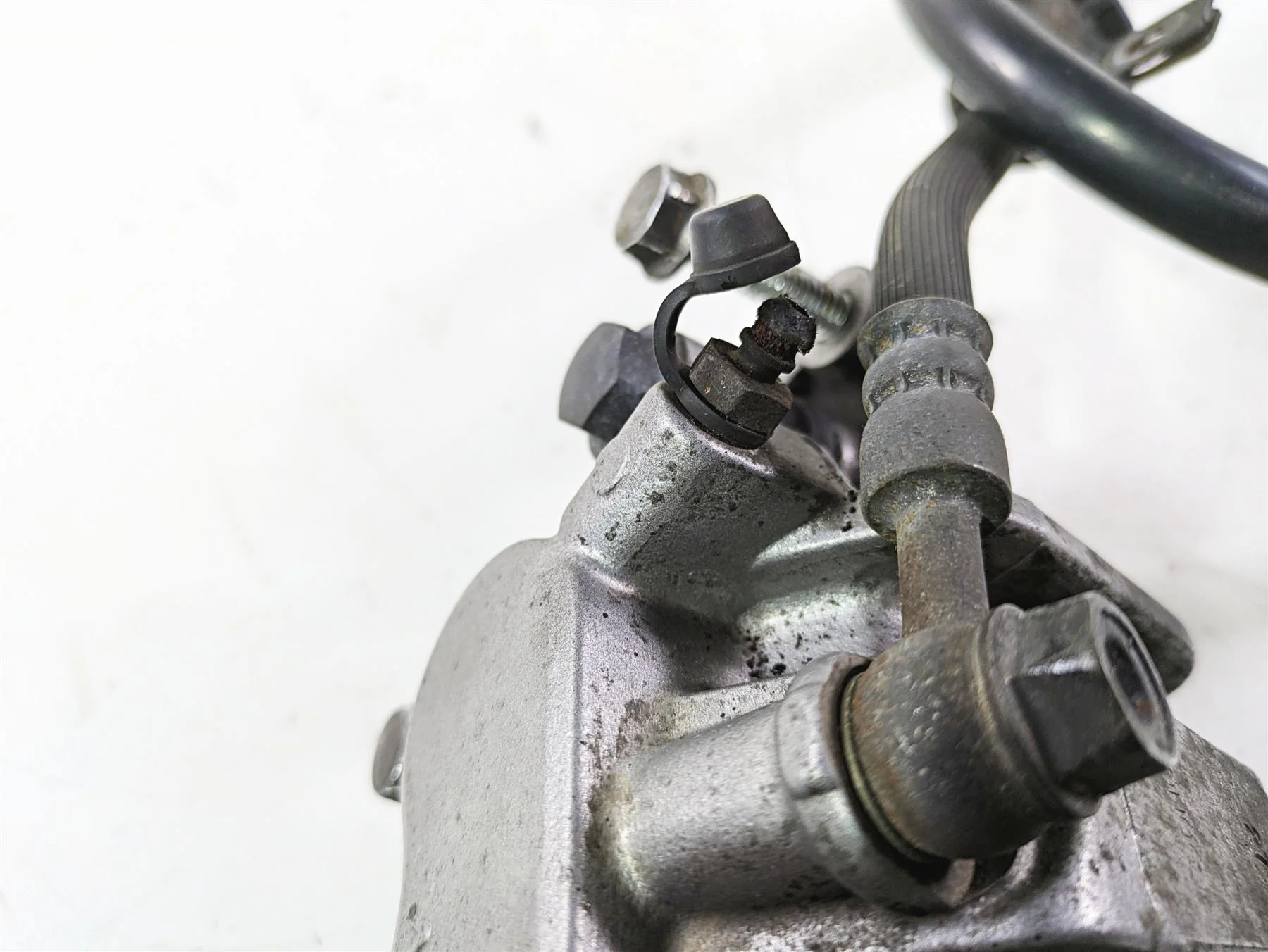 2001 Honda VT1100 Shadow Sabre Nissin Front Brake Caliper 45150-MAH-315 - Image 10