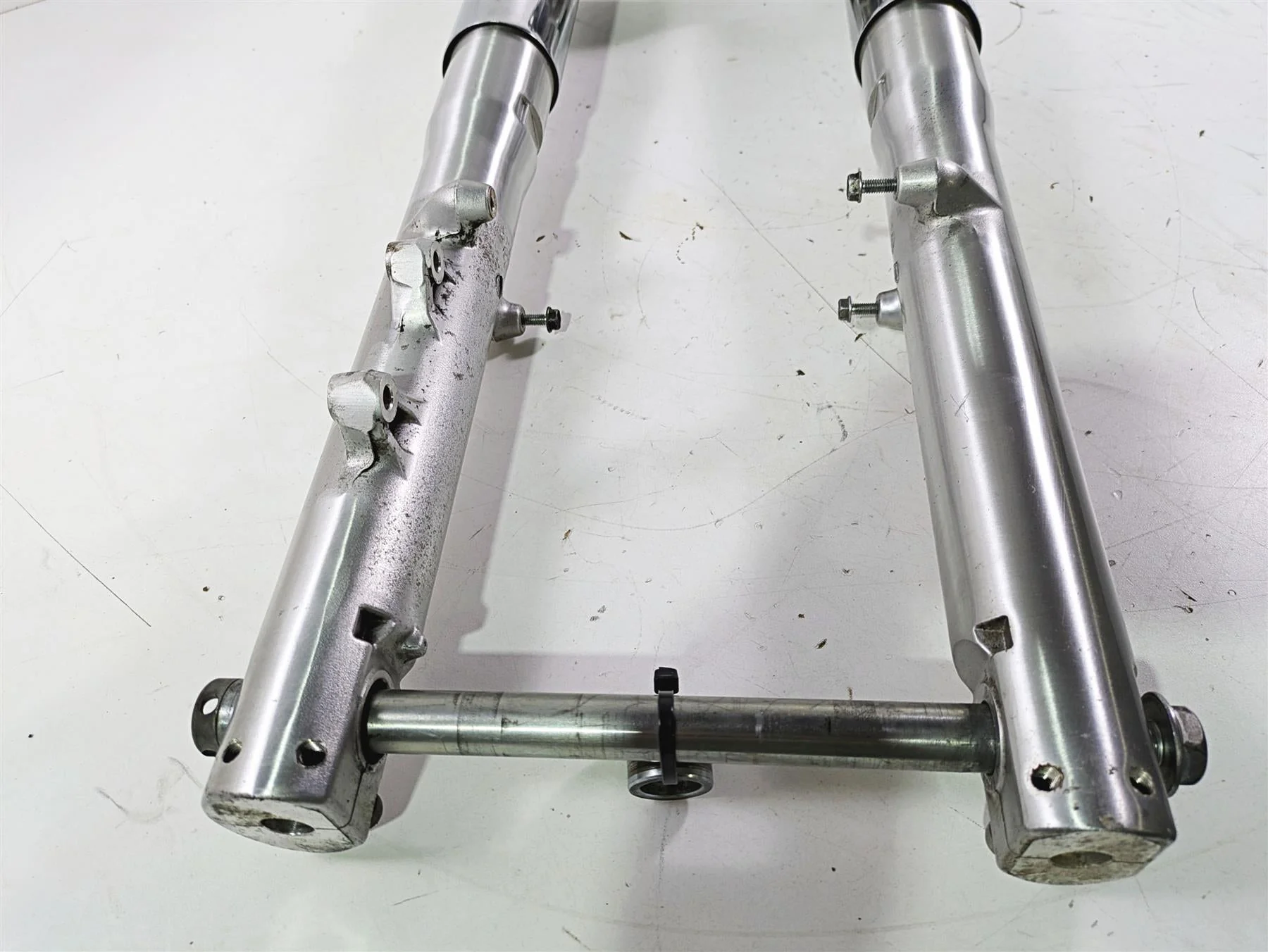 2001 Honda VT1100 Shadow Sabre Straight Front Fork Triple Tree Set 51400-MCK-A01 - Image 9