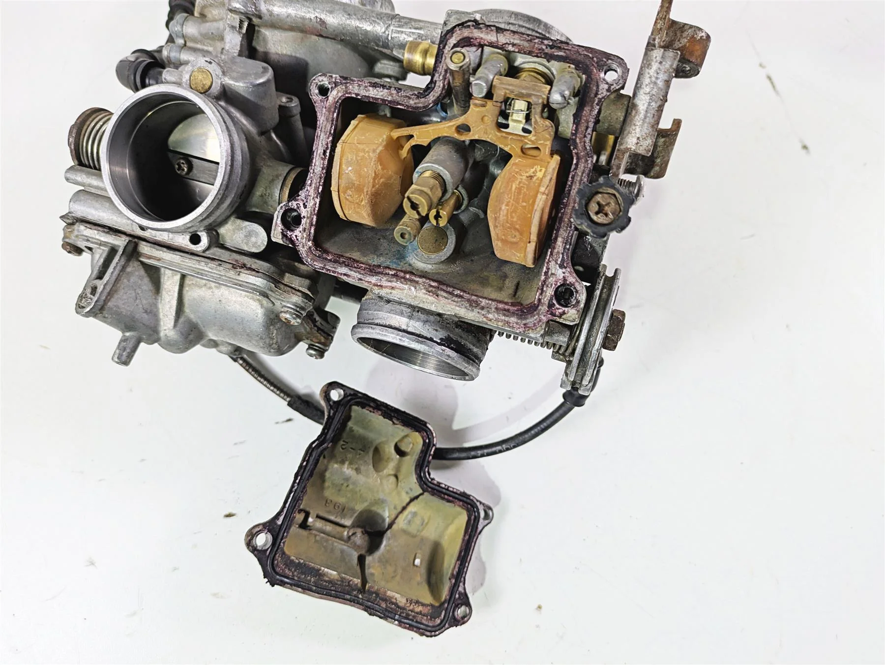 2001 Honda VT750 Shadow Ace Keihin Carburetor Carb Set 16100-MBA-980 - Image 12