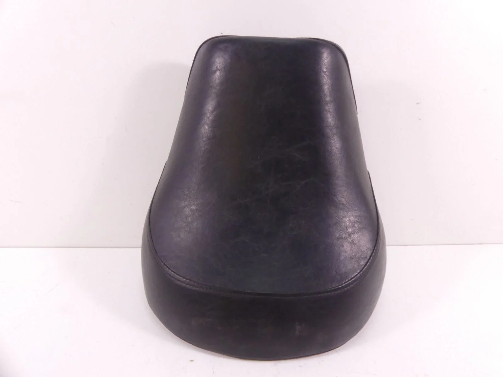 2001 Kawasaki VN1500 Vulcan C Front Rider Driver Seat Saddle 53001-1881 - Image 5