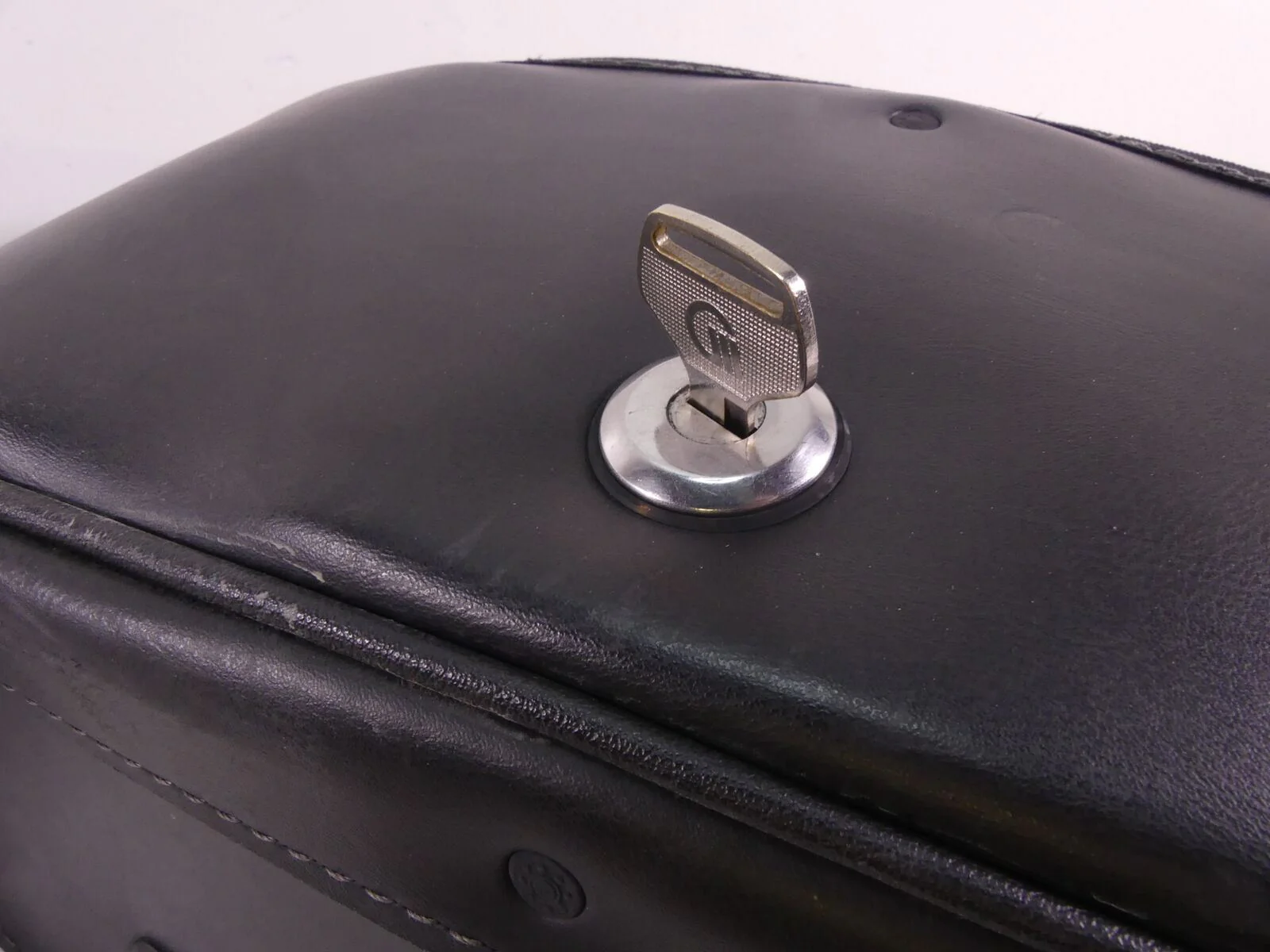 2001 Kawasaki VN1500 Vulcan C Viking Bags Saddle Bag Set + Key VLX600P 6388 - Image 5