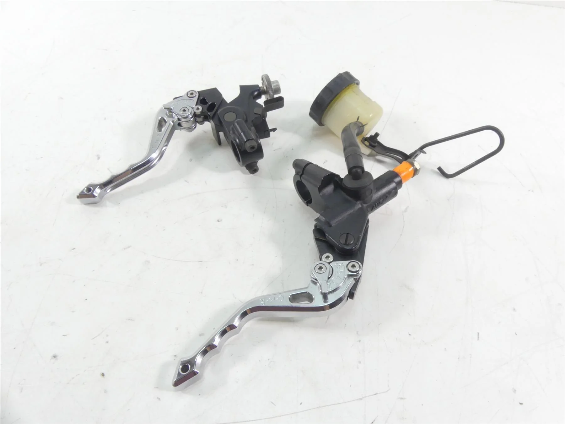 2001 Kawasaki ZX600J2 ZX6R Ninja Front Nissin Brake Master Cylinder 43015-1633 - Image 3