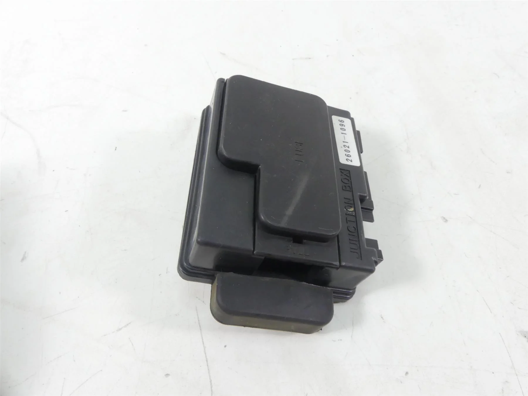 2001 Kawasaki ZX600J2 ZX6R Ninja Junction Fuse Control Module Box 26021-1096 - Image 3
