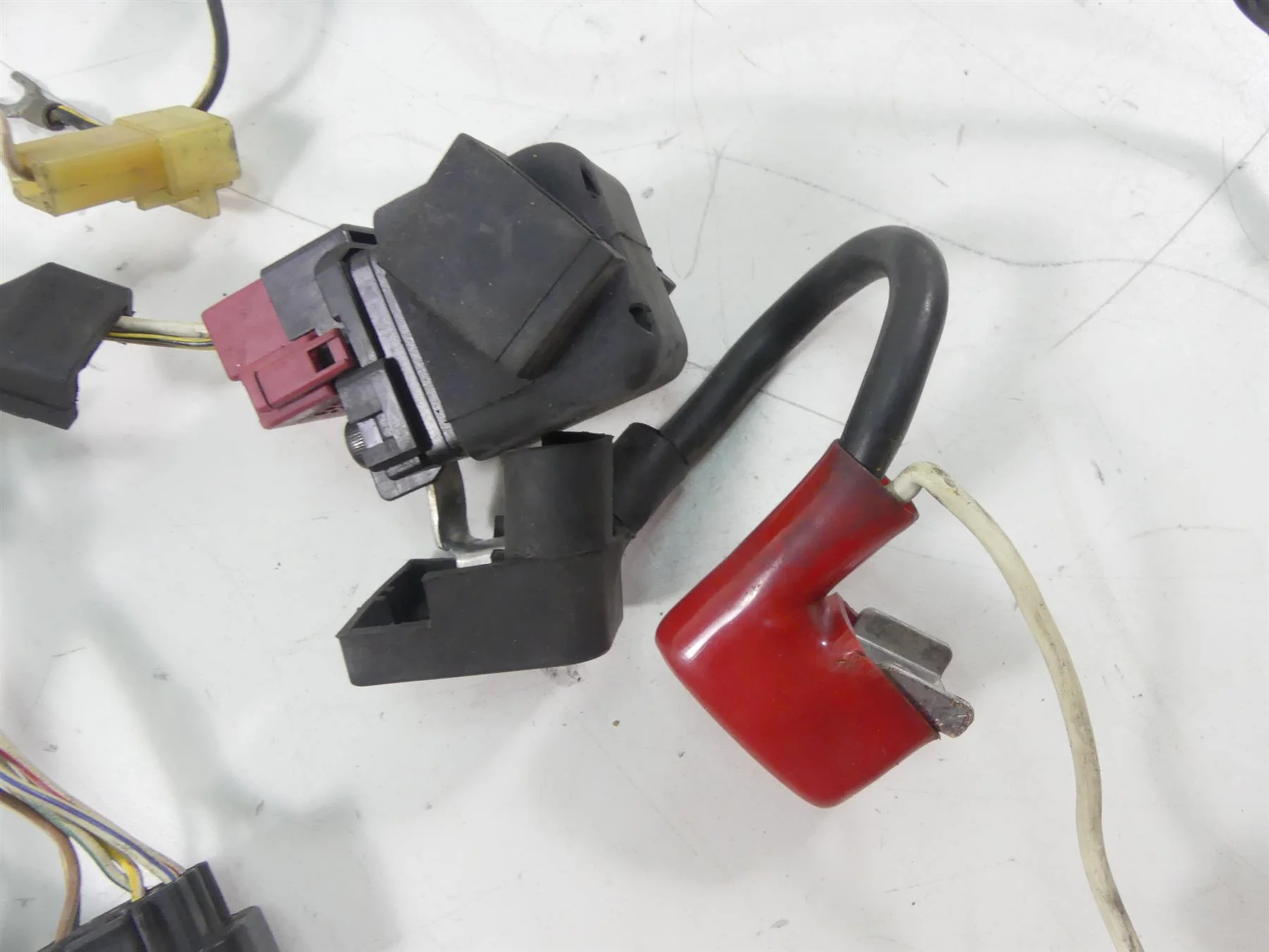 2001 Kawasaki ZX600J2 ZX6R Ninja Main Wiring Harness Loom -Read CA: 26030-1828 - Image 4