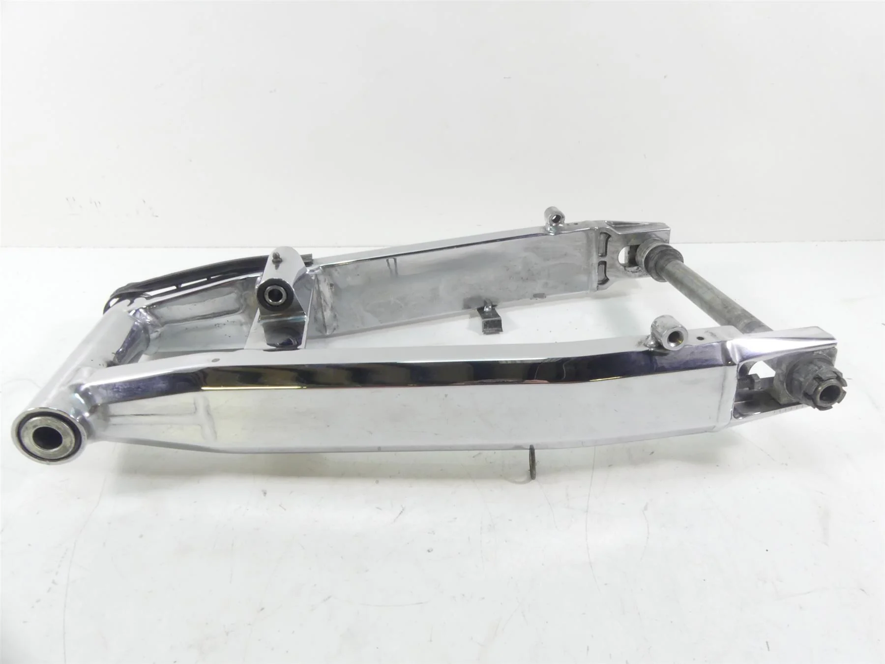 2001 Kawasaki ZX600J2 ZX6R Ninja Rear Chrome Swingarm Swing Arm 33001-1579 - Image 2
